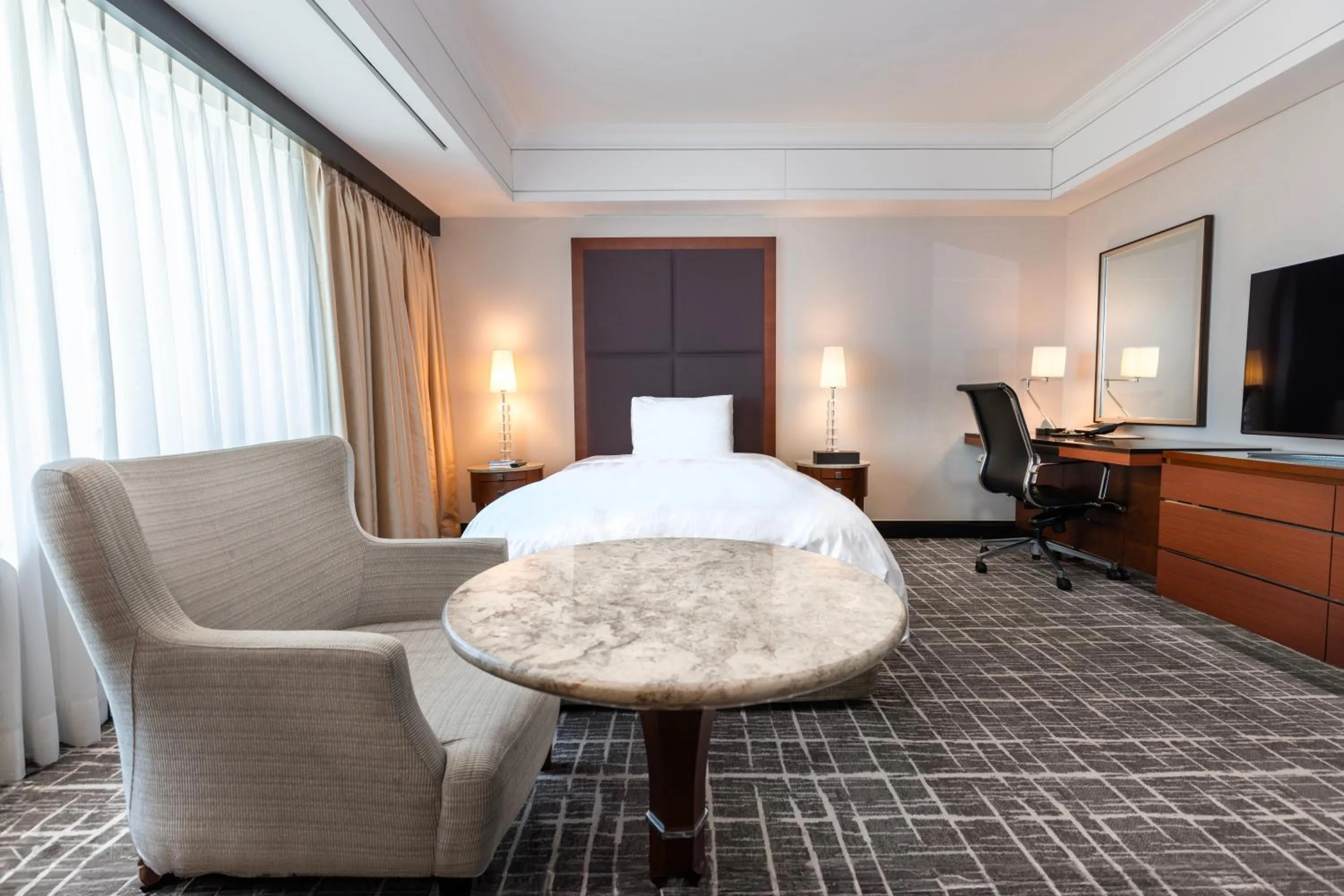 Bedroom in Lotte Hotel Busan