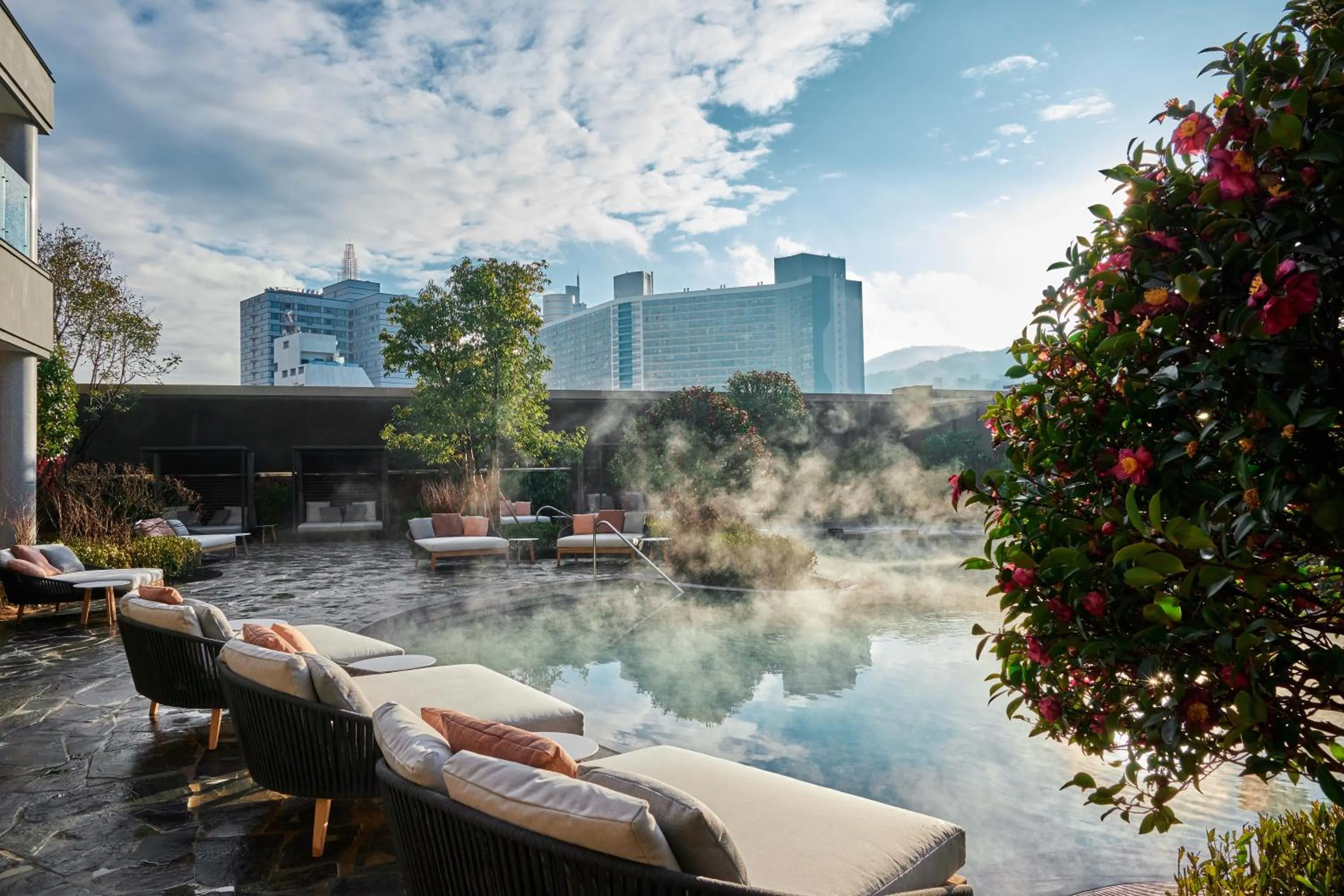 Swimming pool in Lotte Hotel Busan