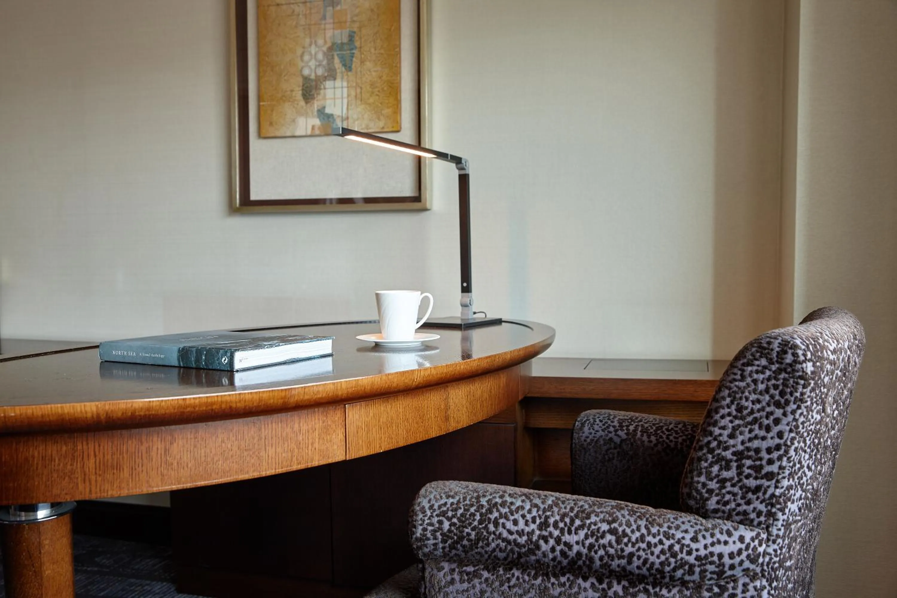 Seating area in Lotte Hotel Busan