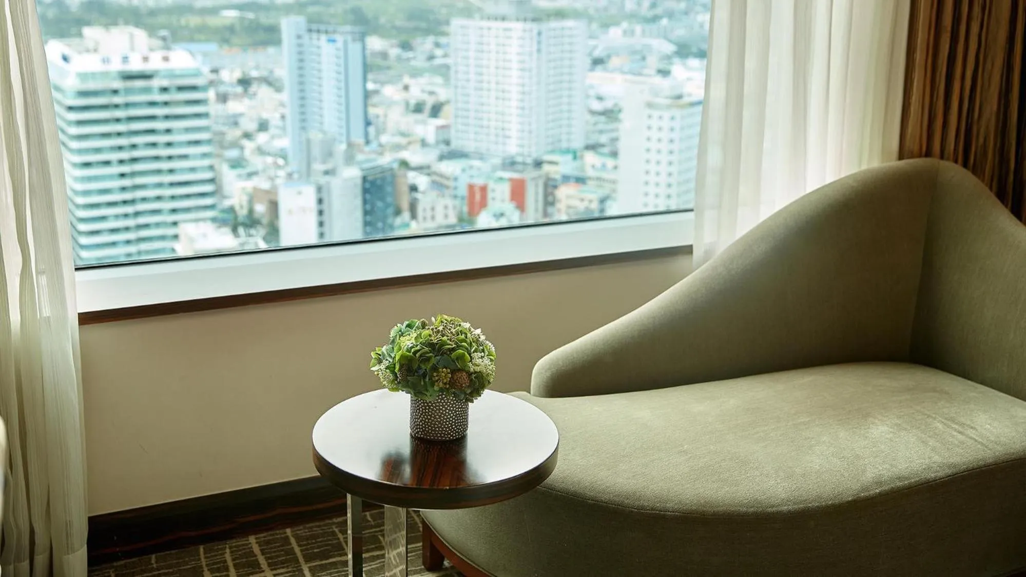 Seating area in Lotte Hotel Busan