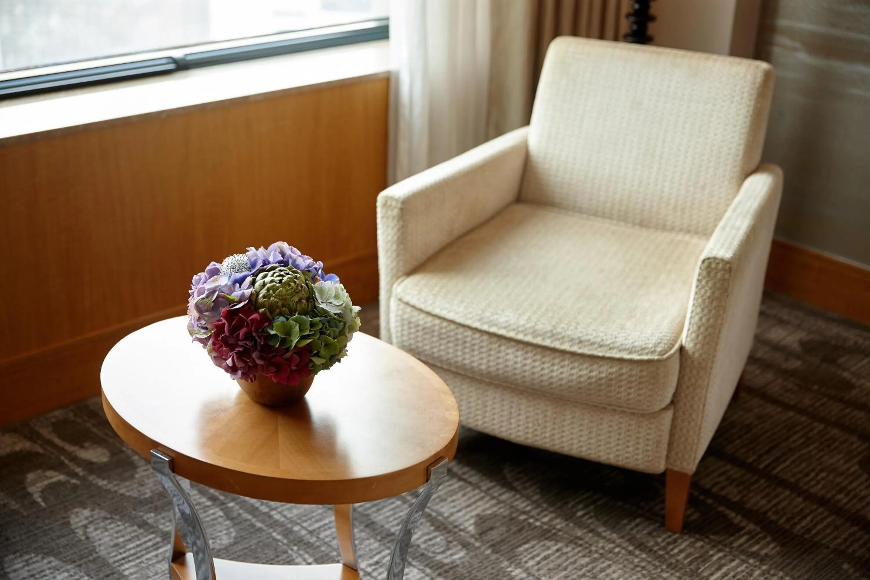 Seating area in Lotte Hotel Busan