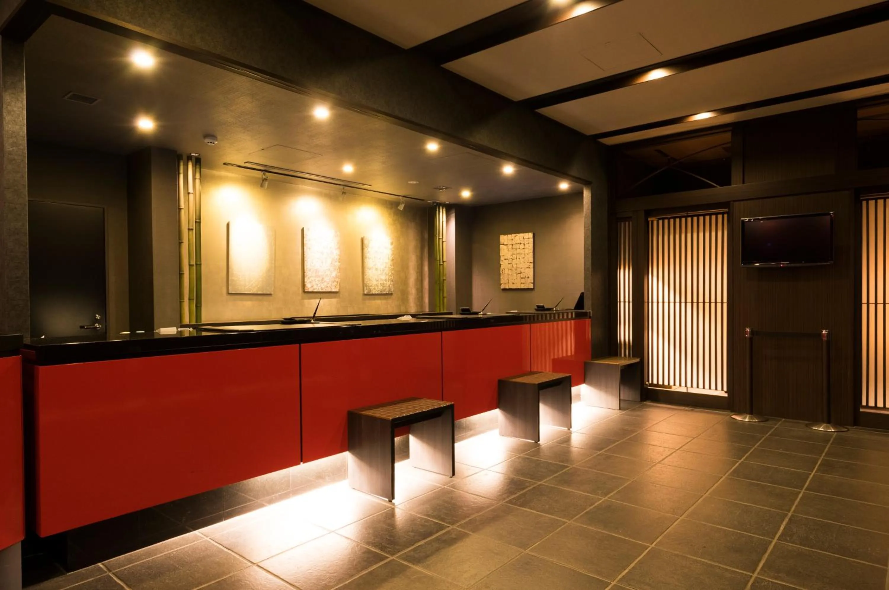 Lobby or reception in Dormy Inn Premium Kyoto Ekimae Natural Hot Spring