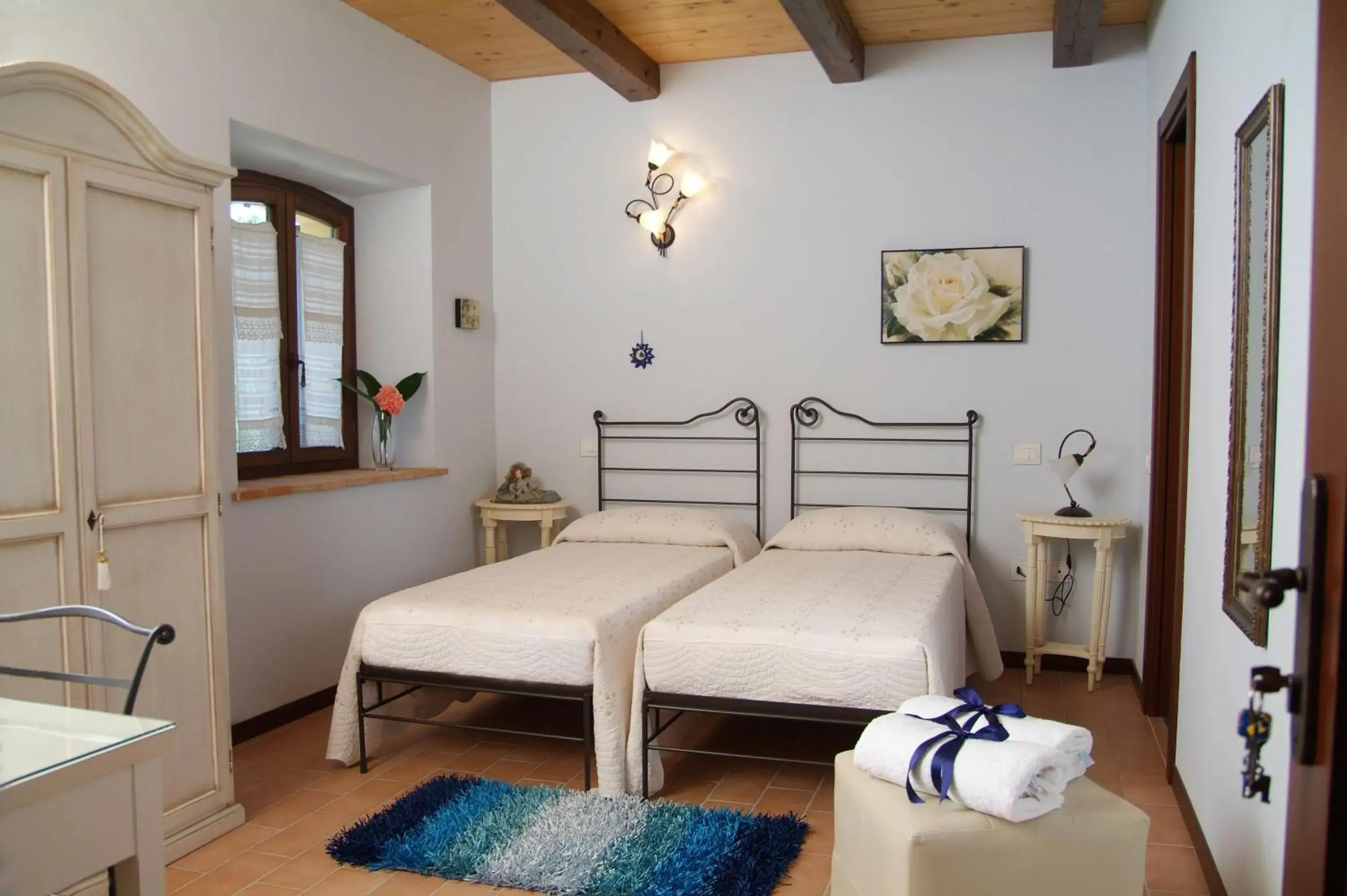 Twin Room in Agriturismo Al Crepuscolo Twin Room in Agriturismo Al Crepuscolo