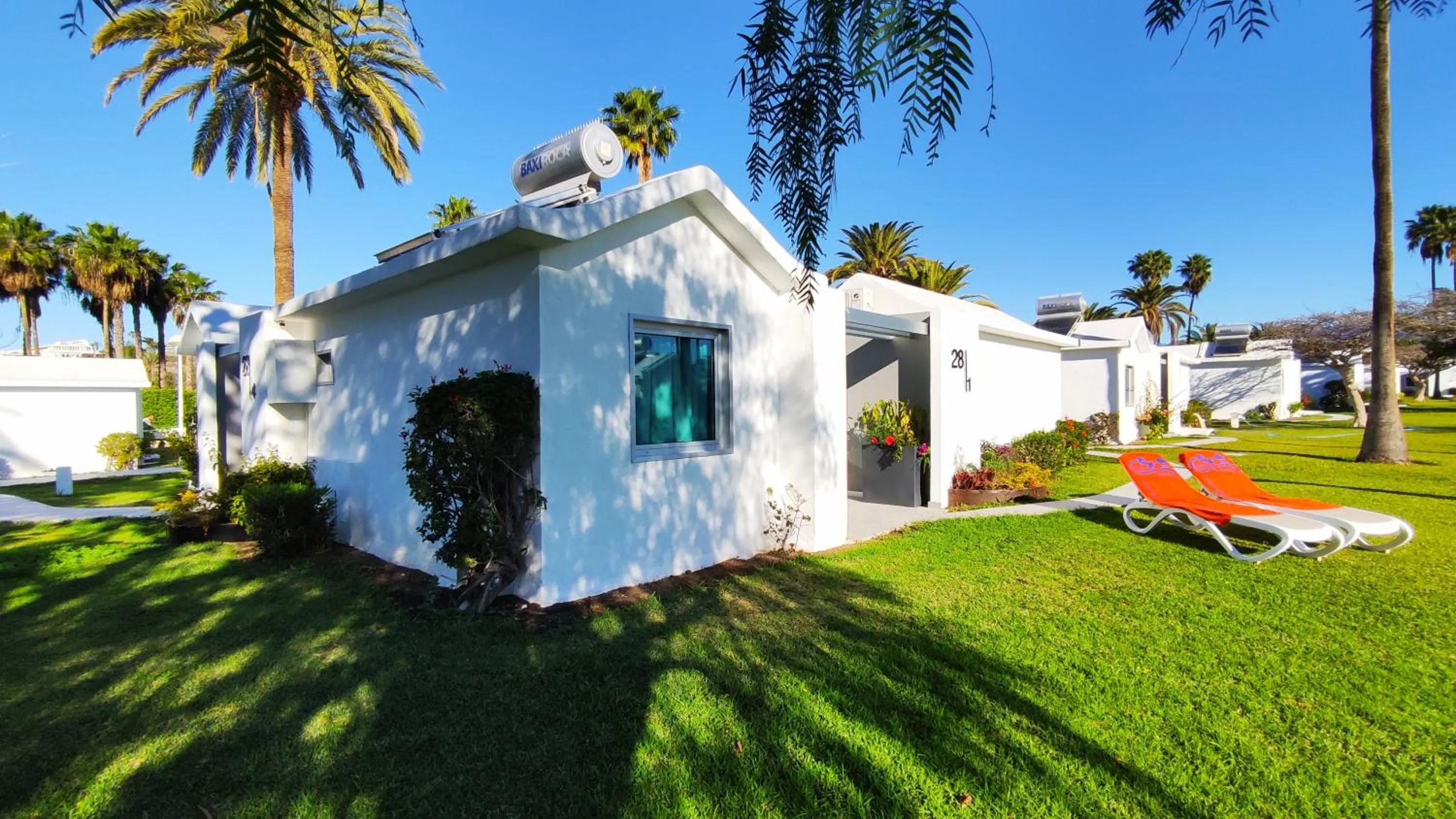 Property building in Canary Garden Club