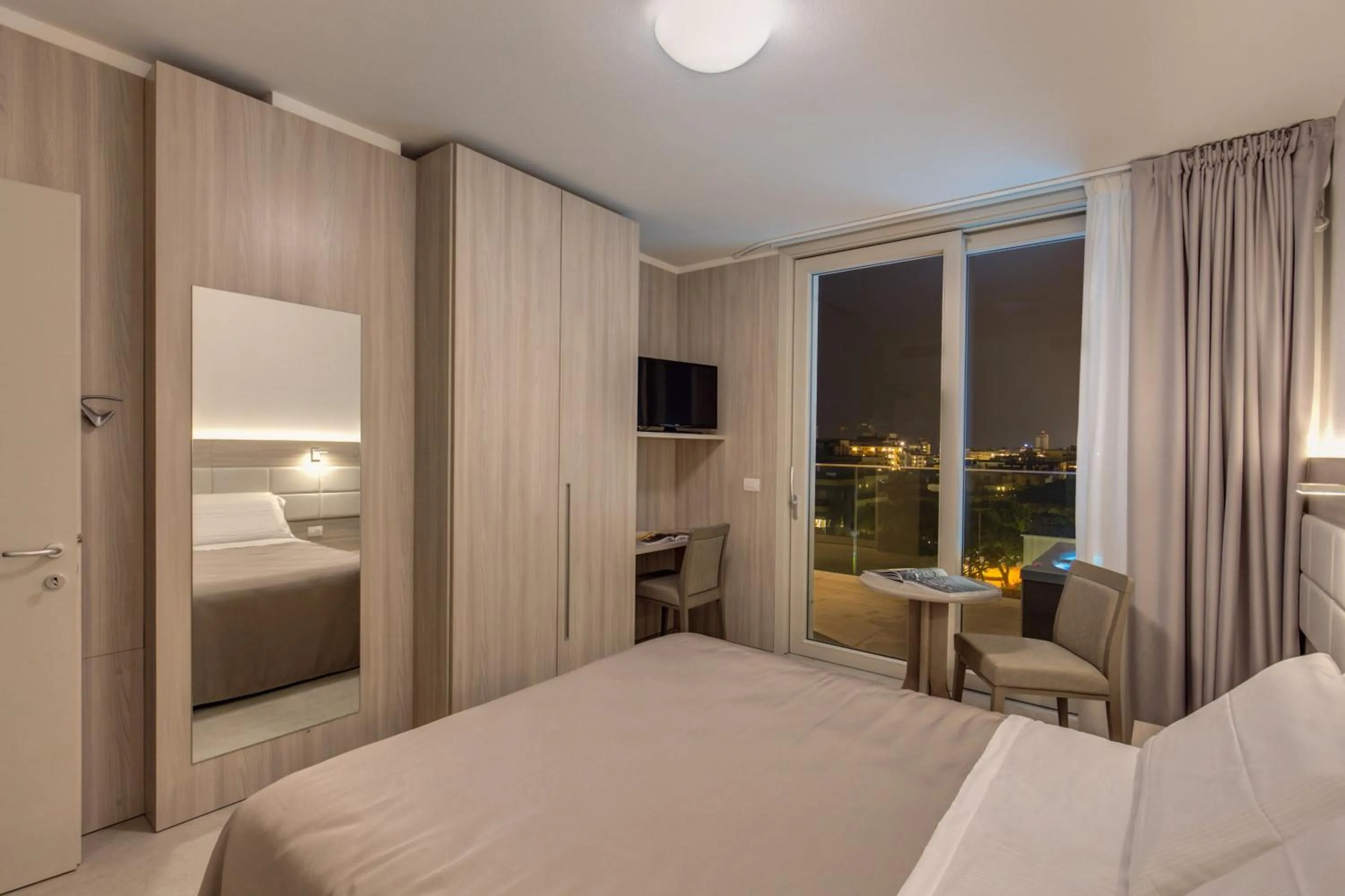 Bed, Room Photo in Hotel Astromare