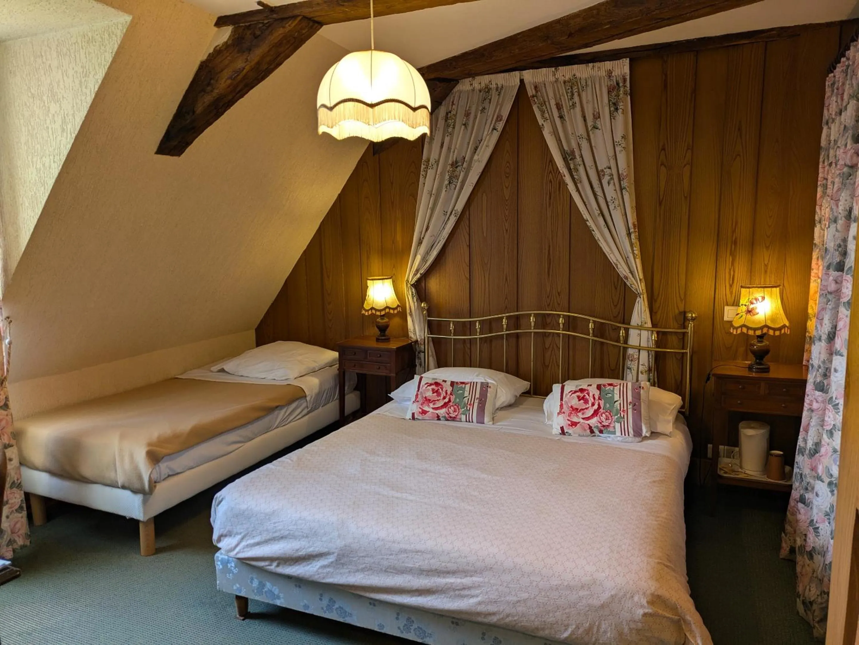 Bedroom in Domaine de launay blot, Proche MT ST MICHEL