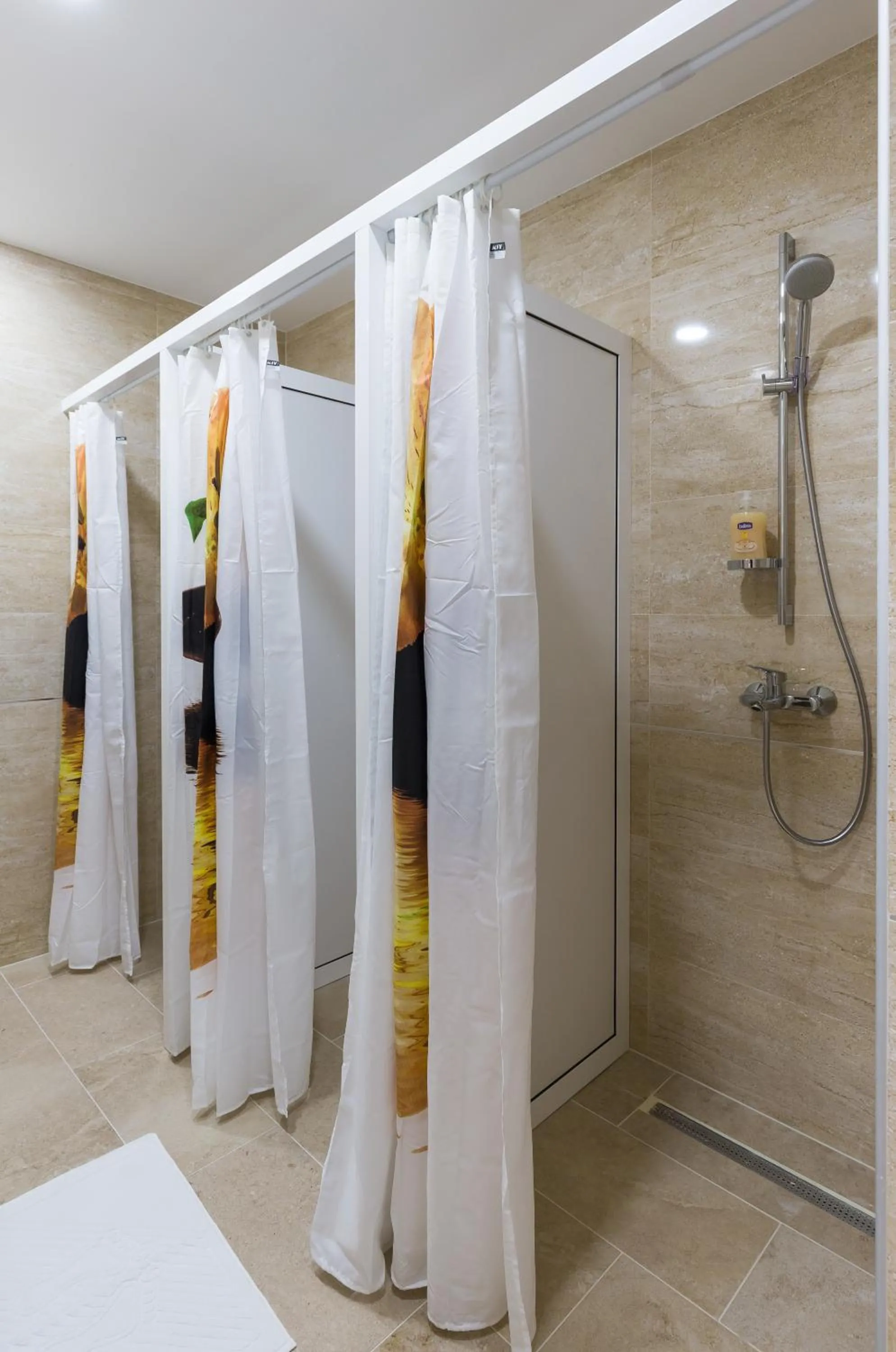 Bathroom in Hostel Free Bird