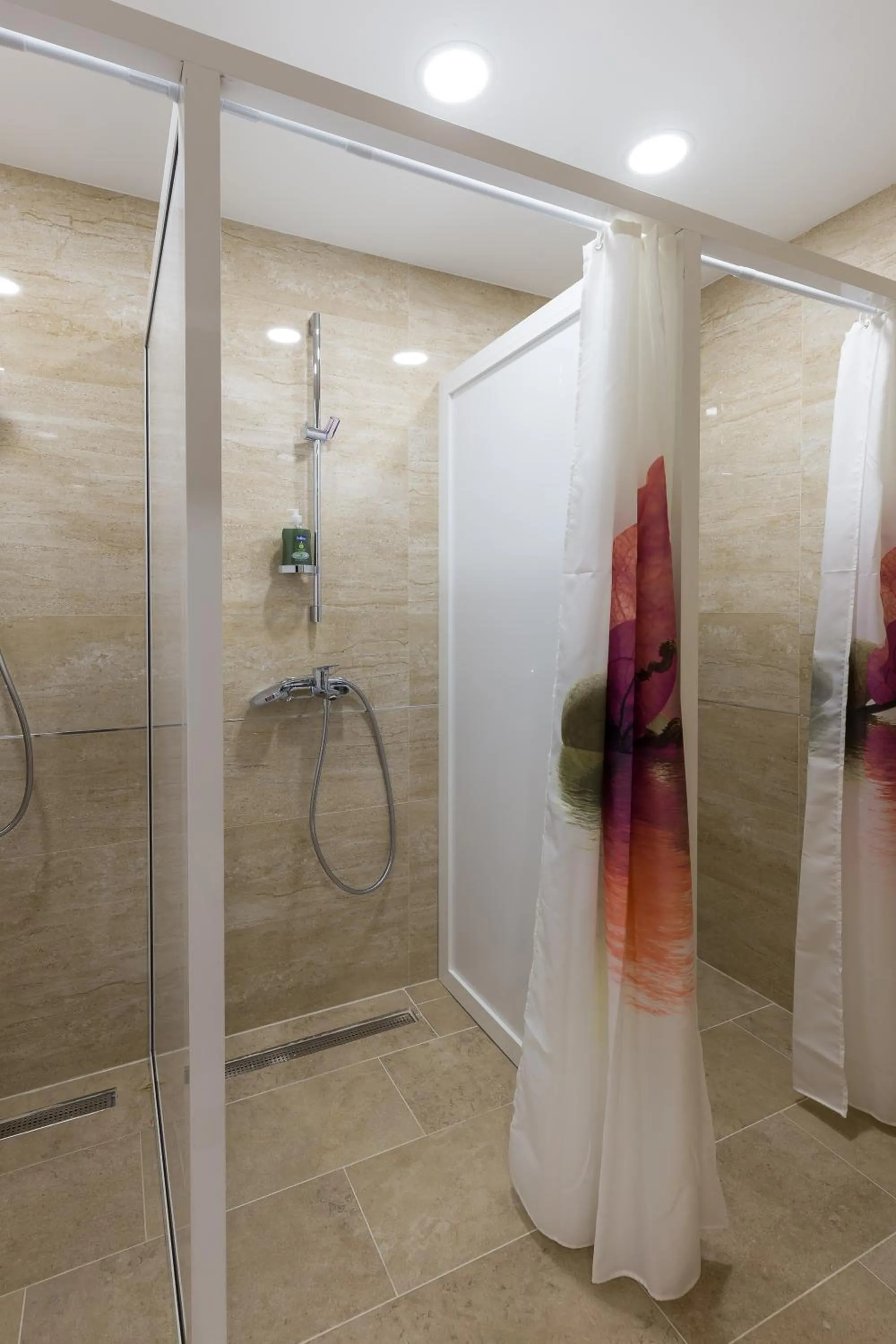 Bathroom in Hostel Free Bird
