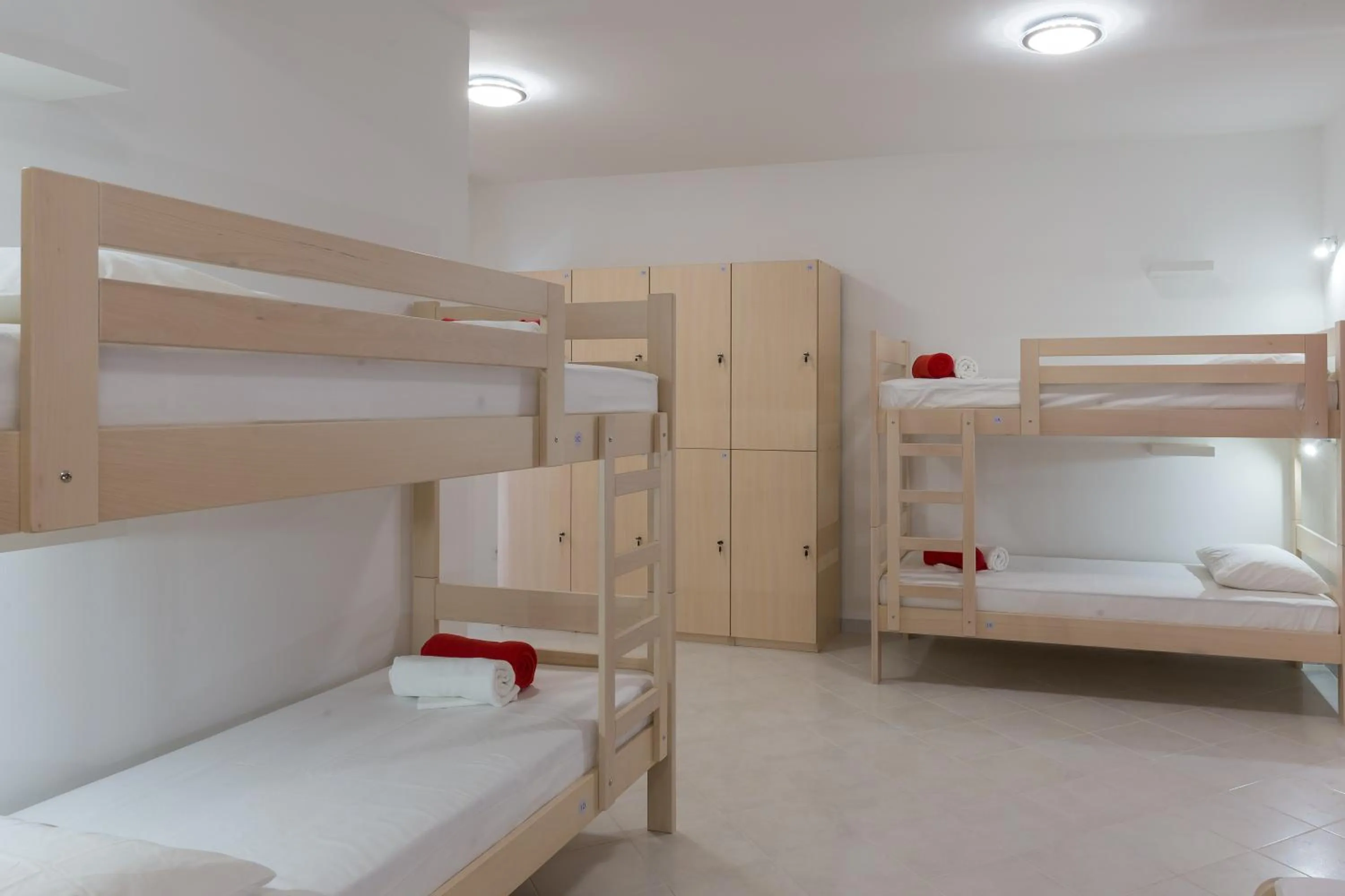 bunk bed, Bed in Hostel Free Bird