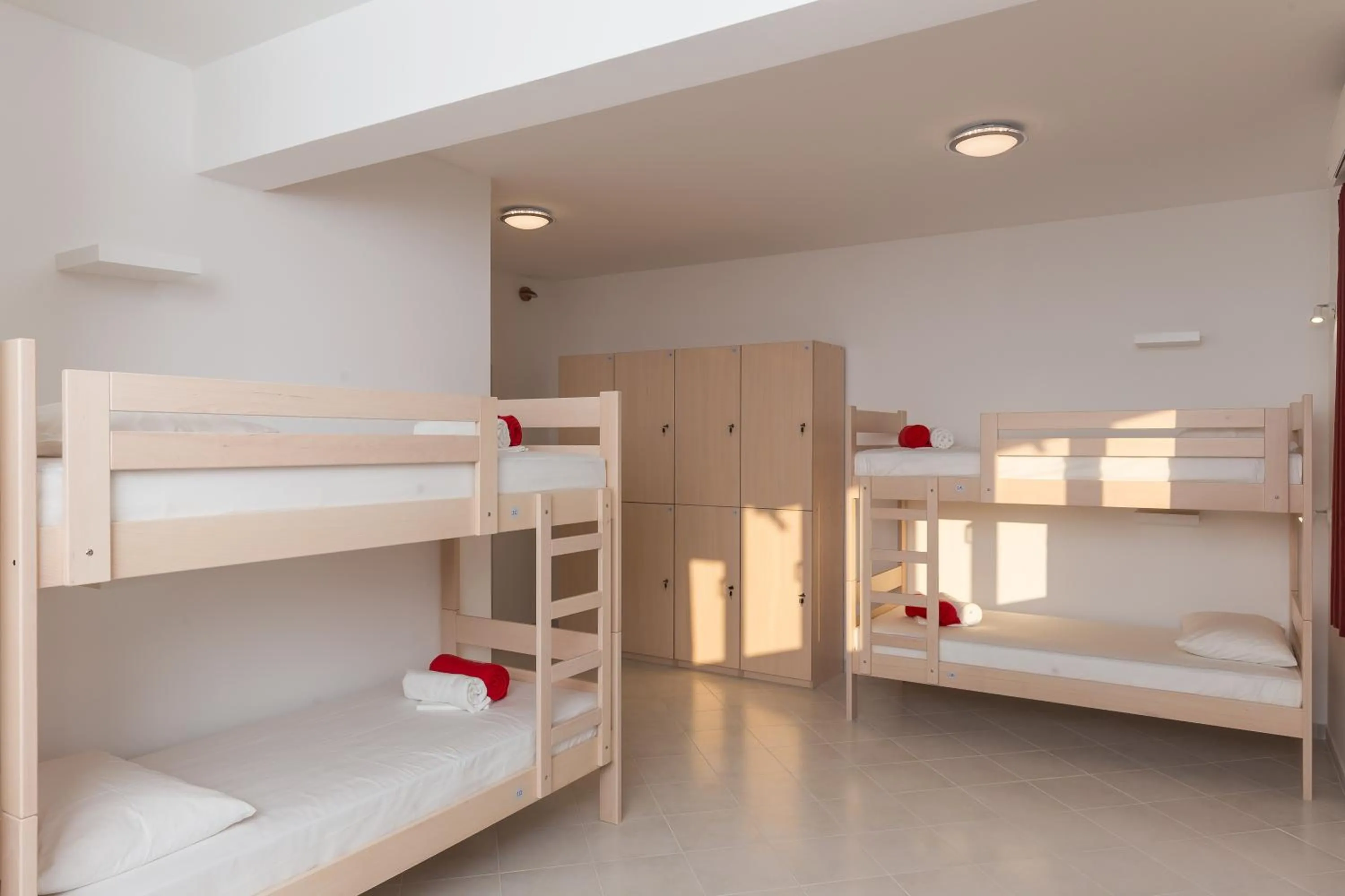 bunk bed, Bed in Hostel Free Bird