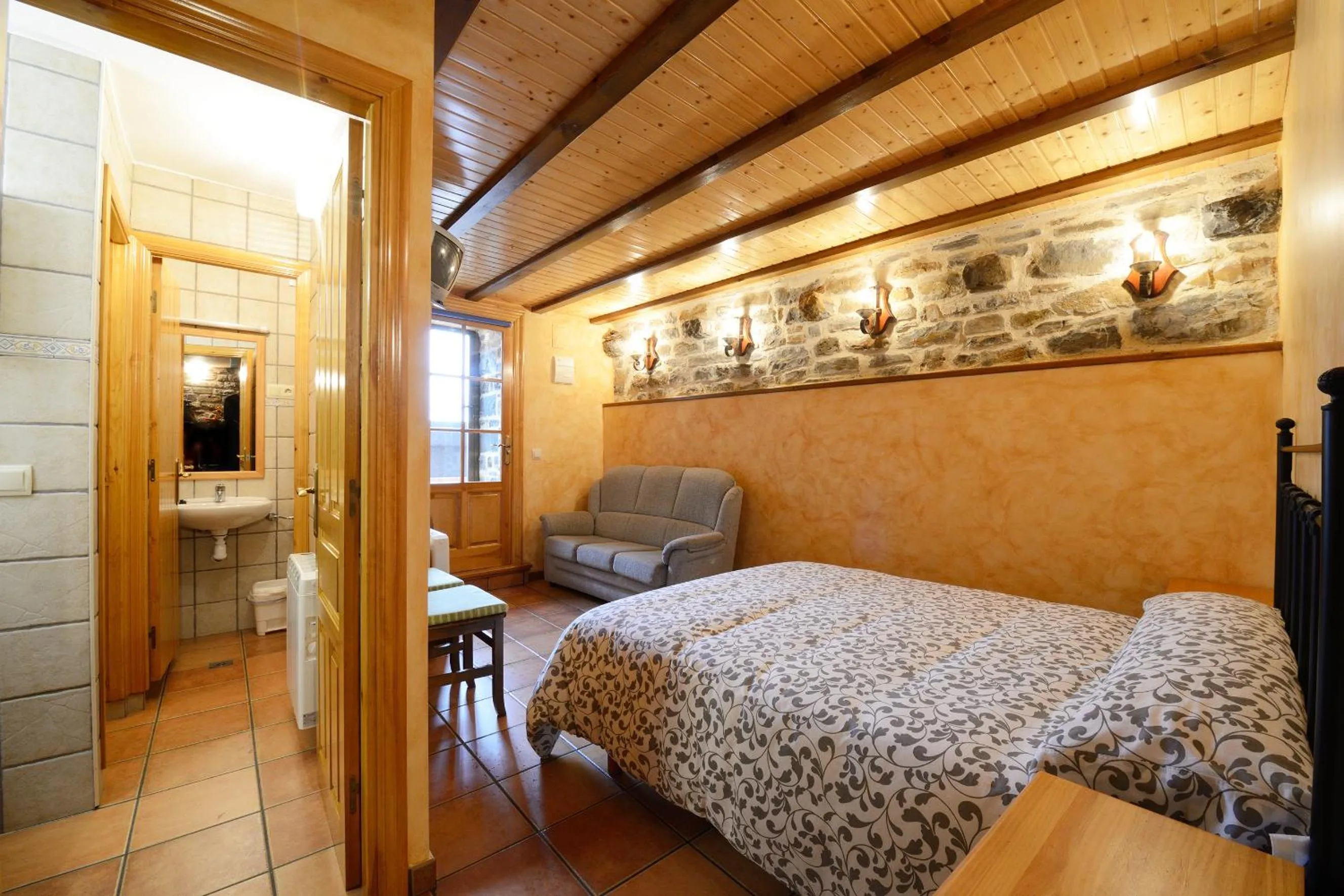 Bed in Habitación El Mirador Casa Cajal