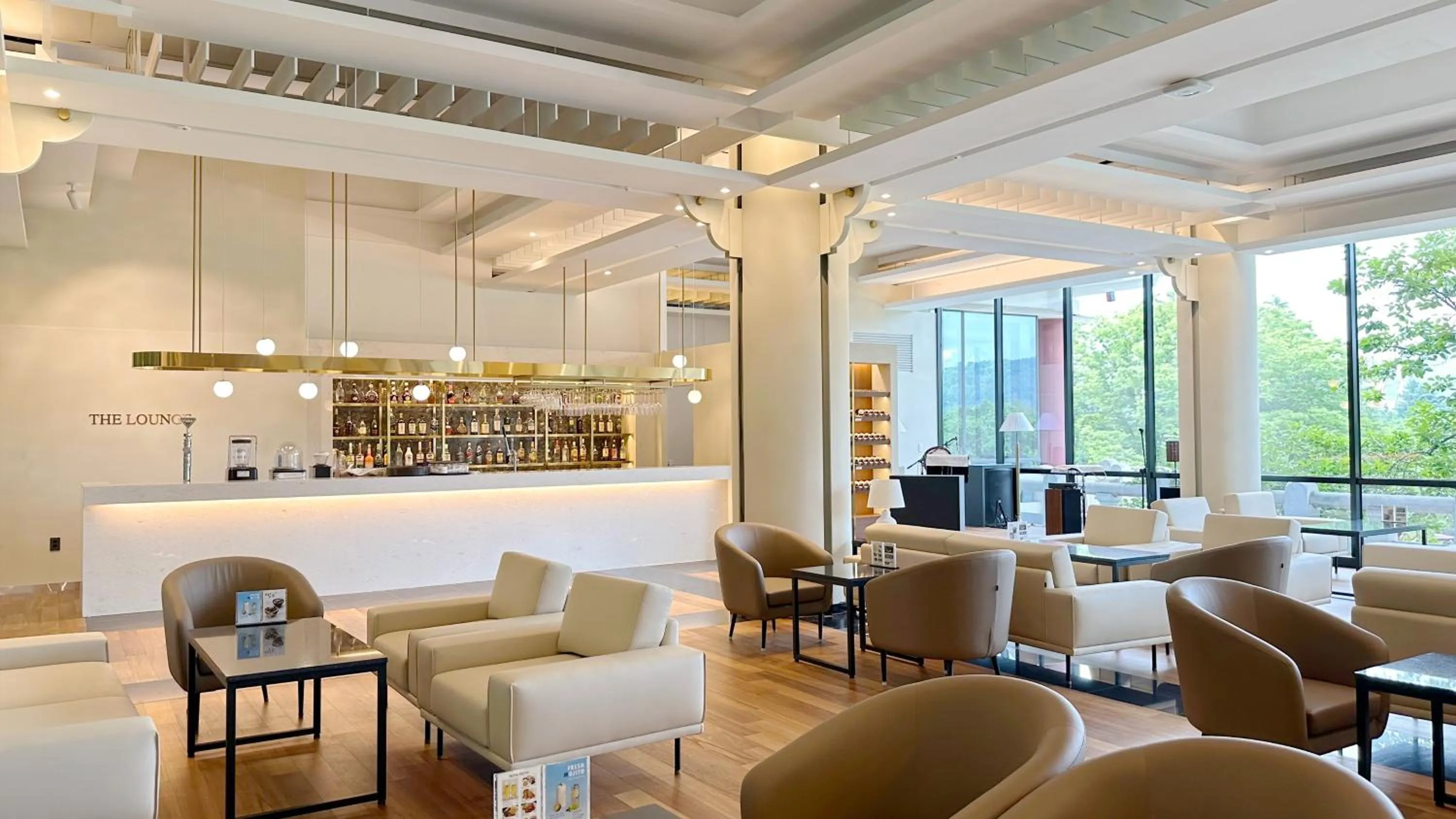 Lounge or bar in Commodore Hotel Gyeongju