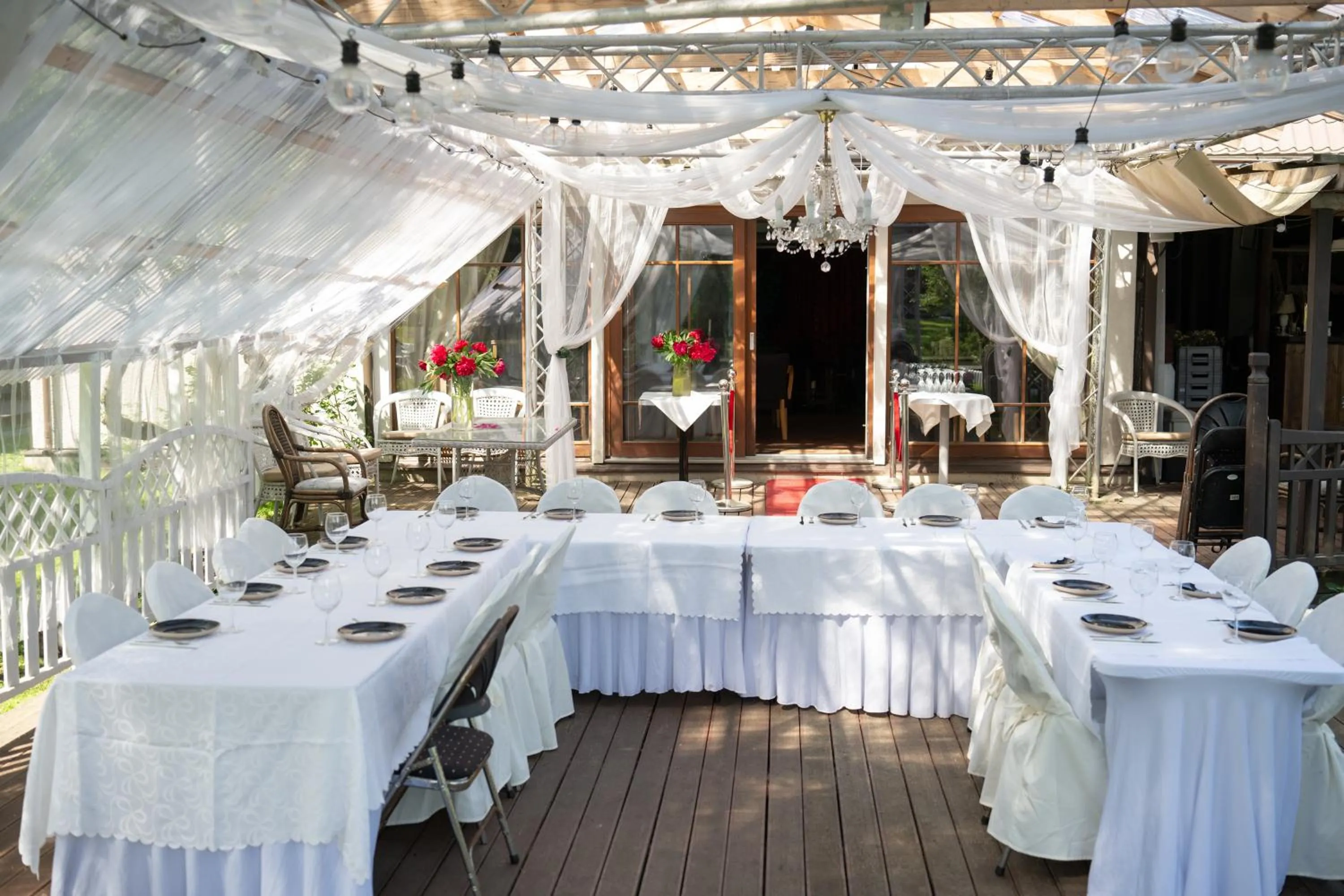 Restaurant/places to eat in Paivilla Boutique Hotel