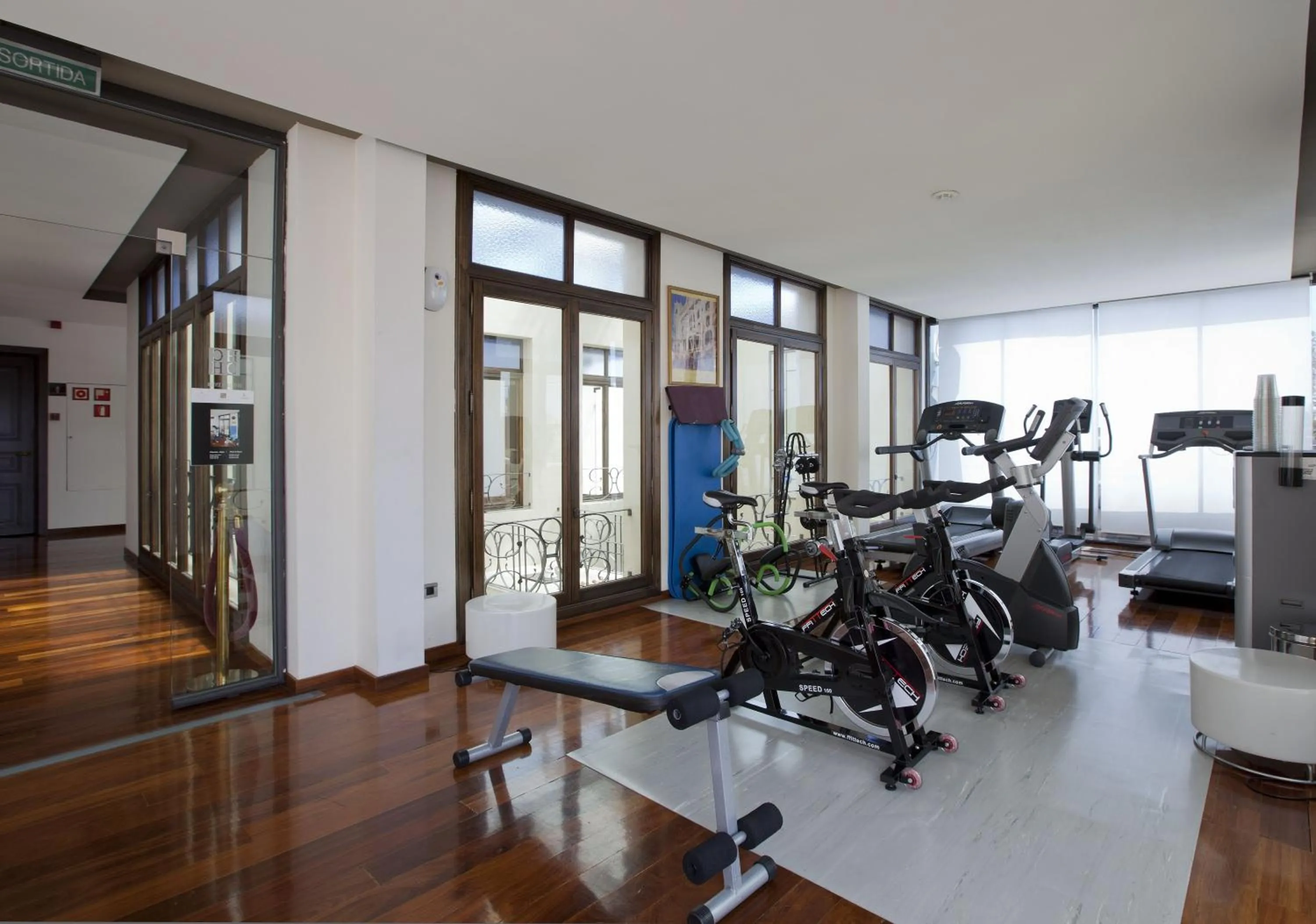 Fitness centre/facilities in Suites Center Barcelona
