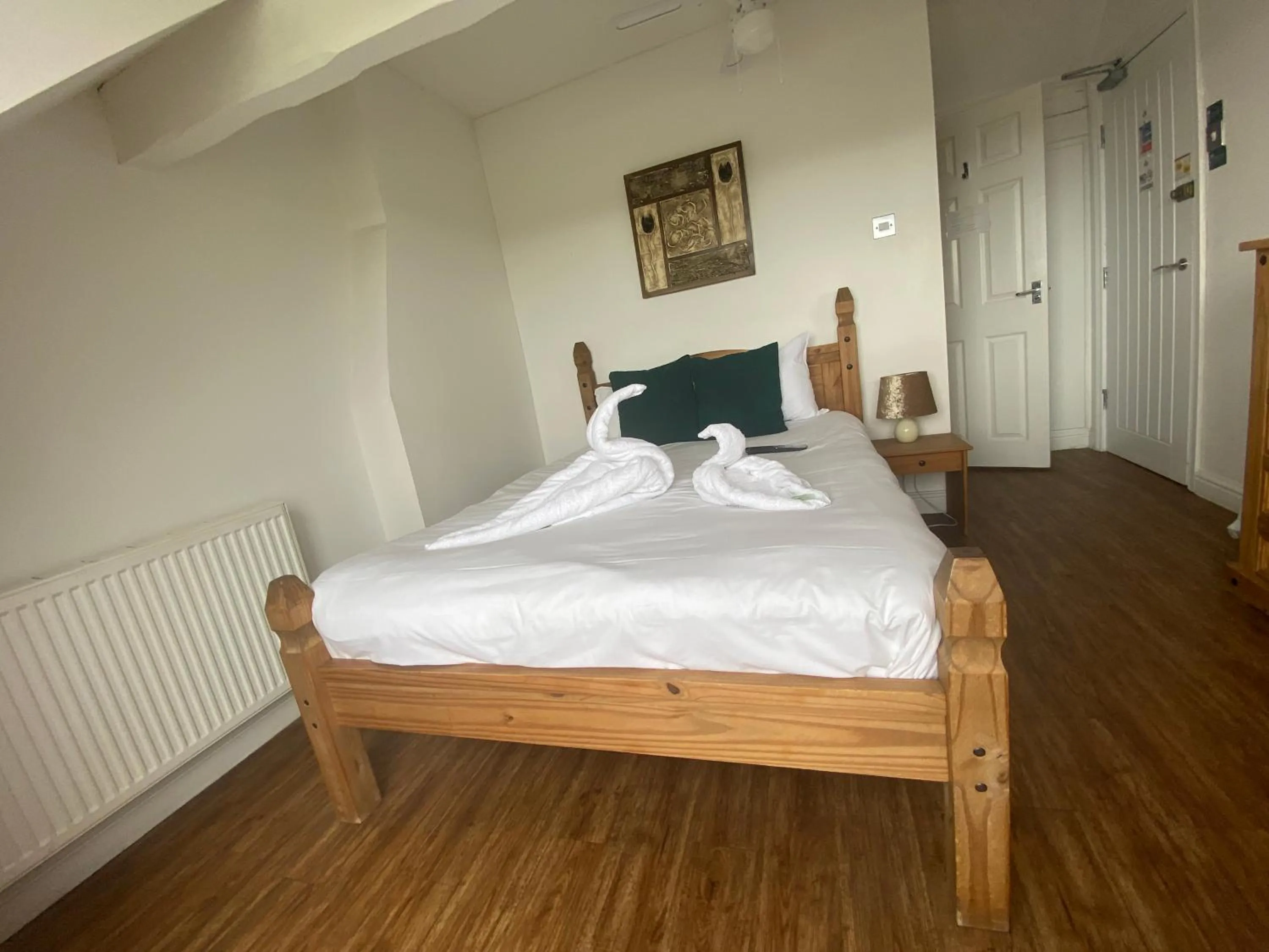 Photo of the whole room, Bed in The Grand Hotel