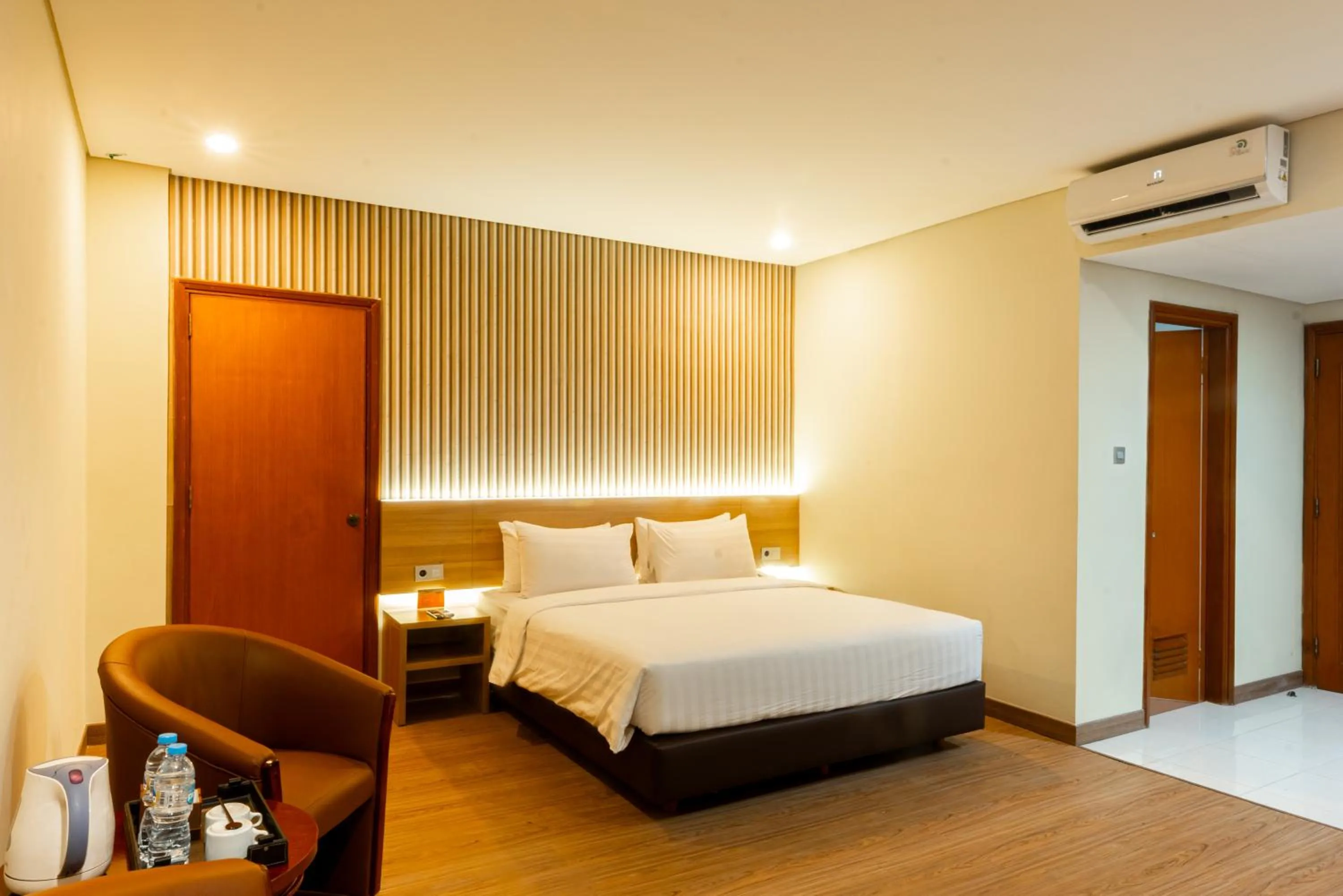 Bed in Grand Pasundan Convention Hotel