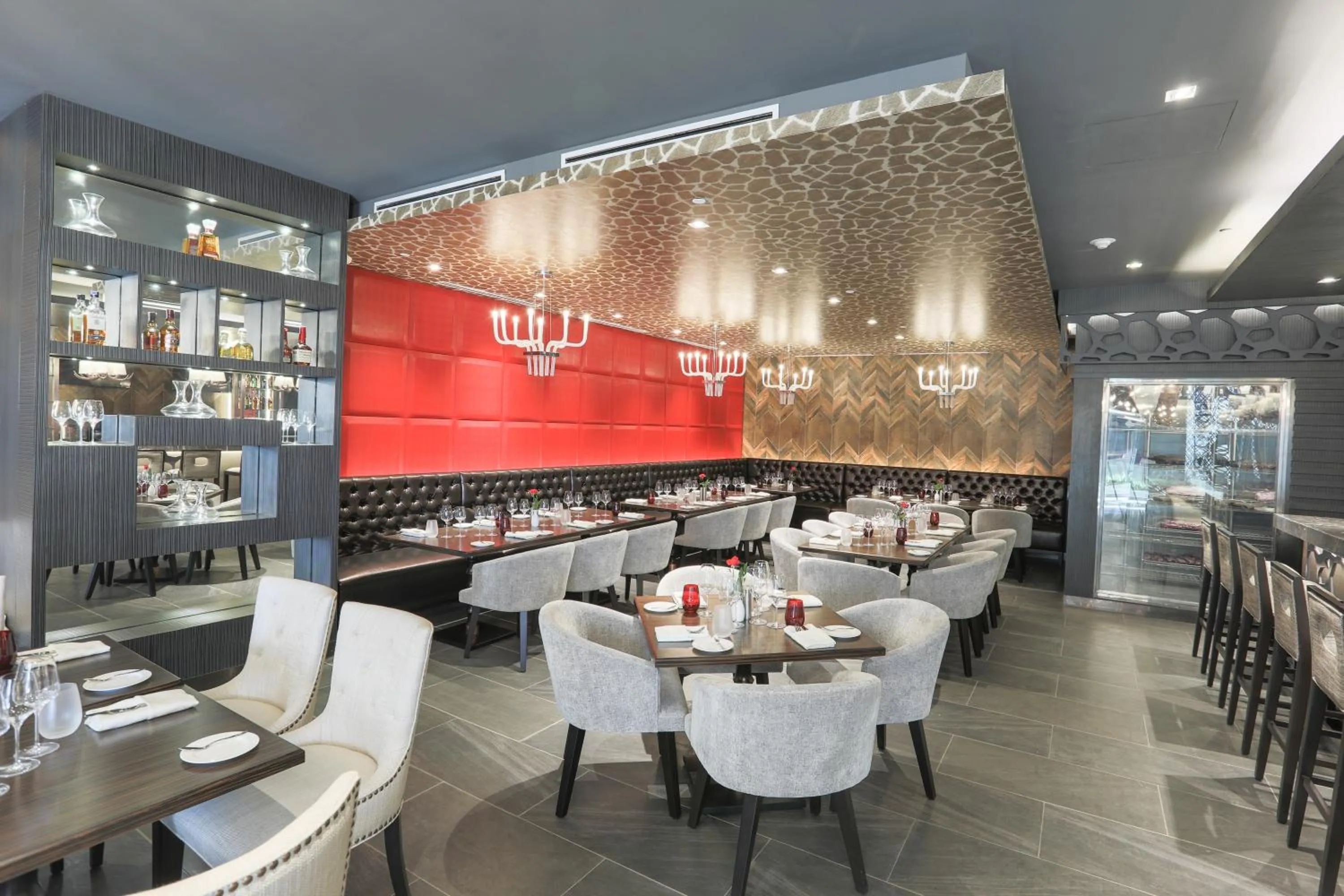 Restaurant/places to eat in bai Hotel Cebu