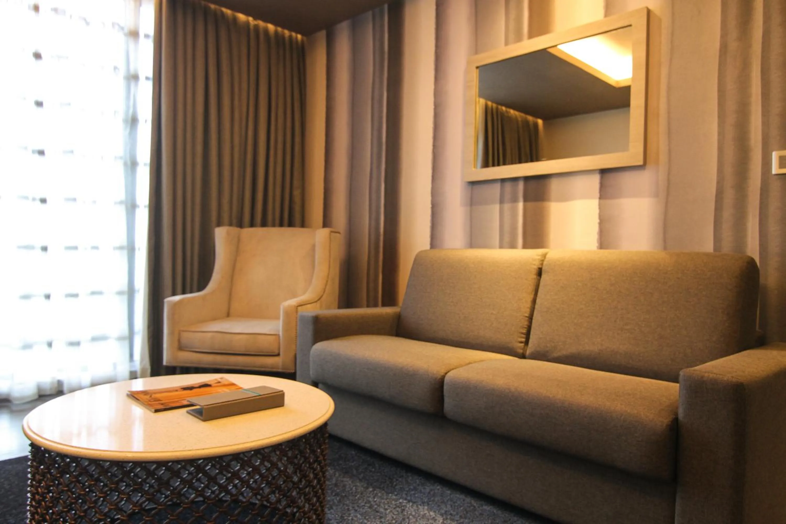 Living room in bai Hotel Cebu