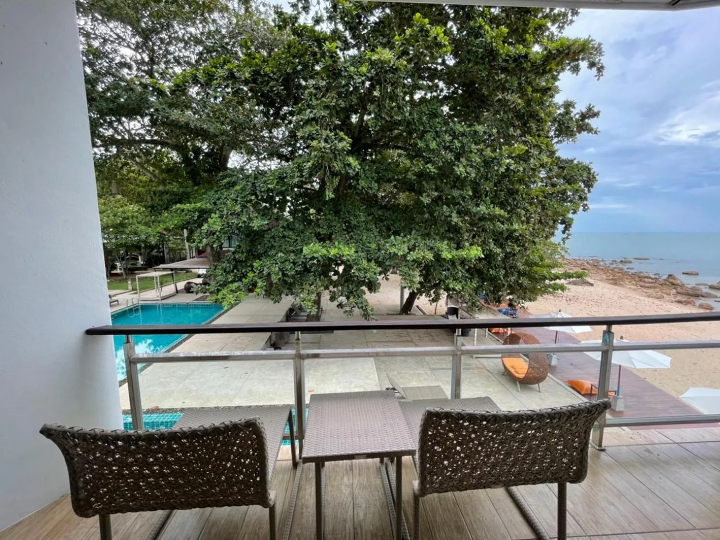 Prasarnsook Villa Beach Resort