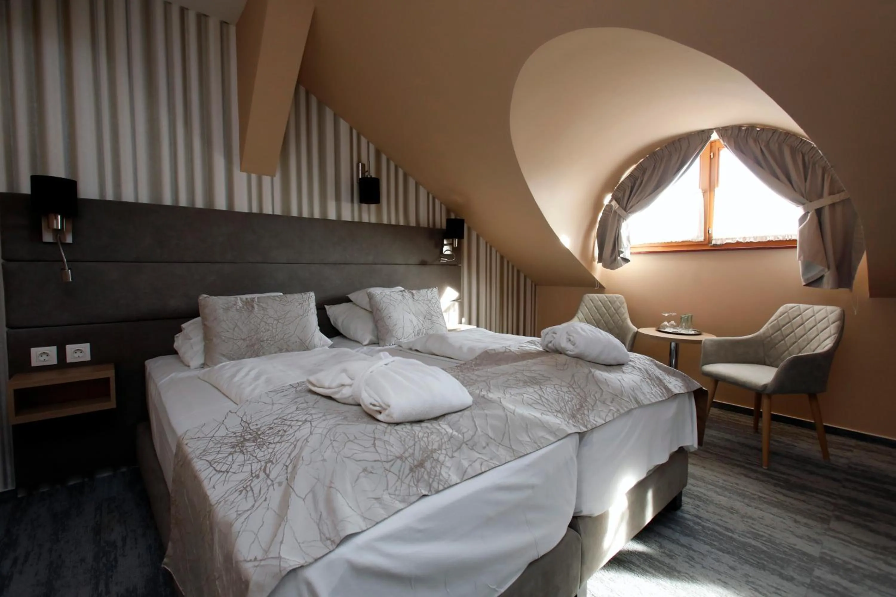 Photo of the whole room, Bed in Wellness Hotel Laroba