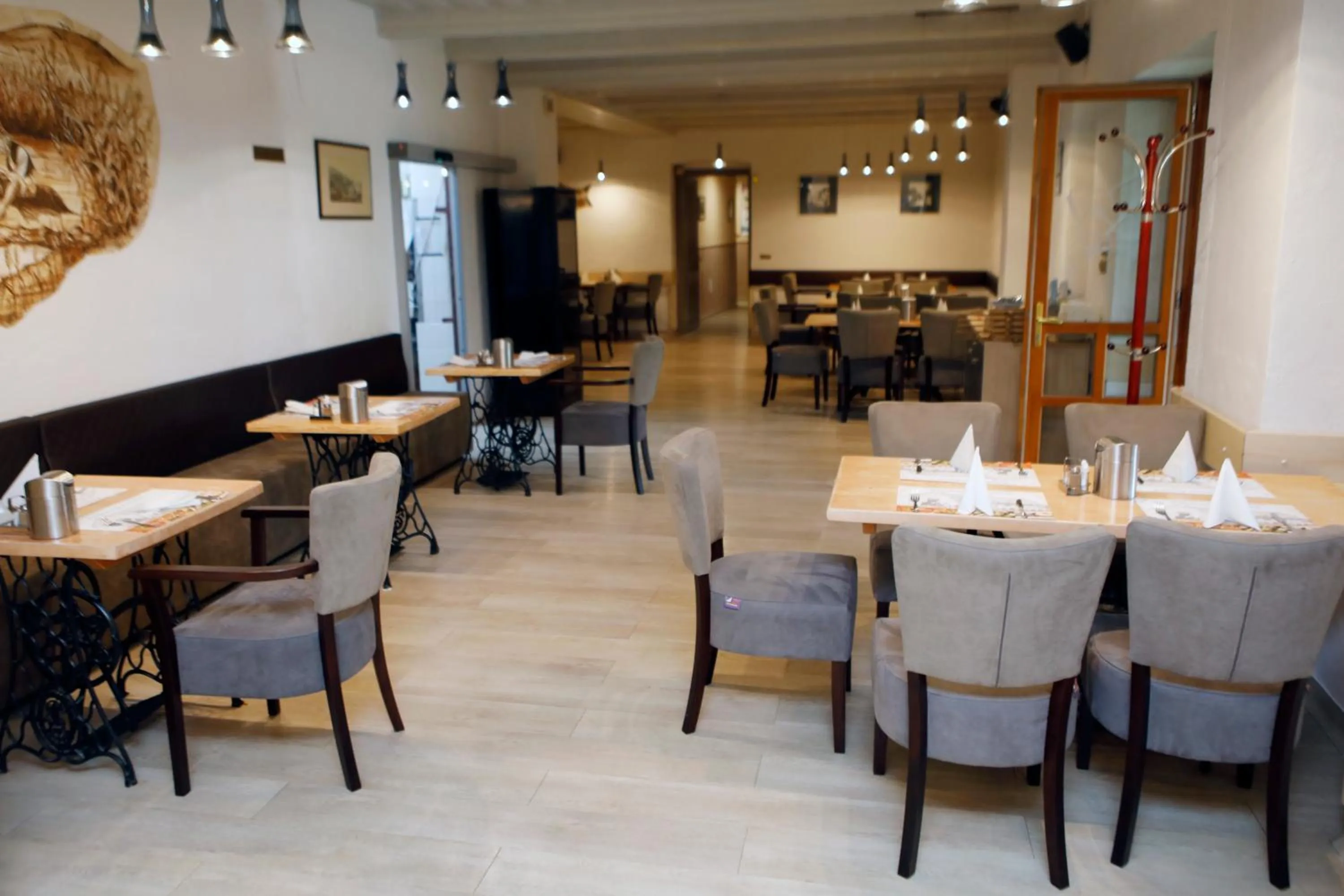 Restaurant/places to eat in Wellness Hotel Laroba