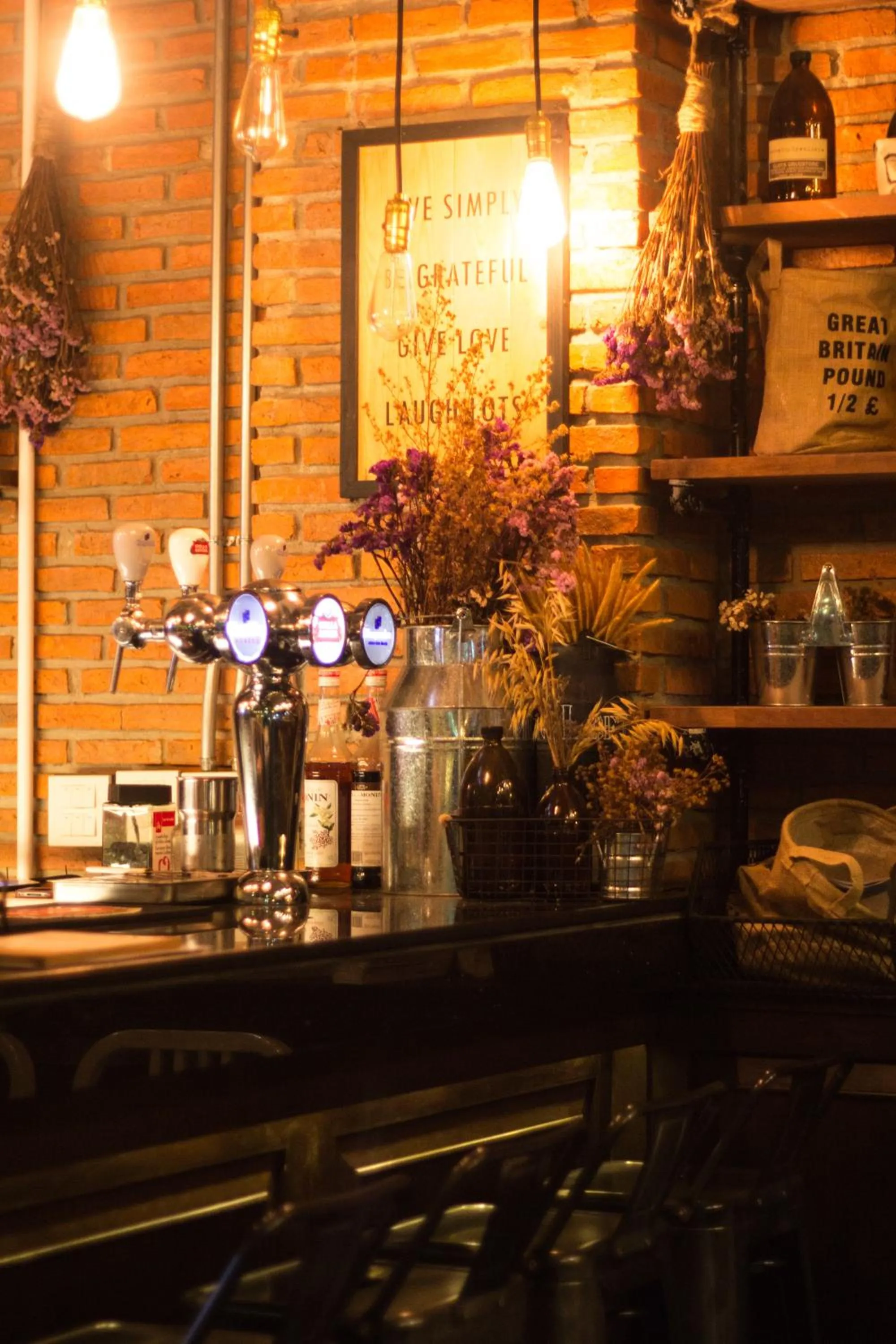 Lounge or bar in Khaolak Tony Lodge