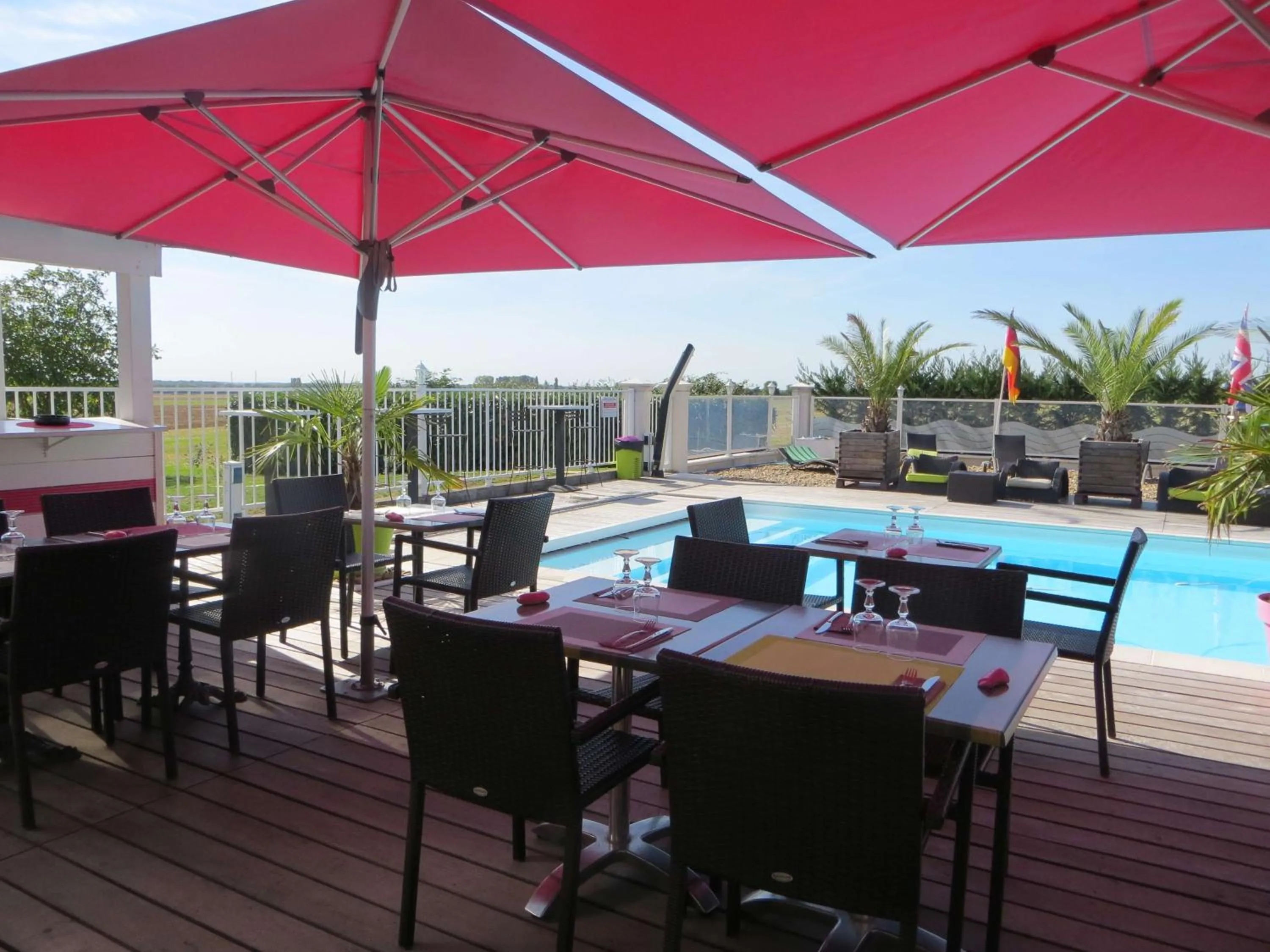 Pool view in Brit Hotel Dijon Hermes