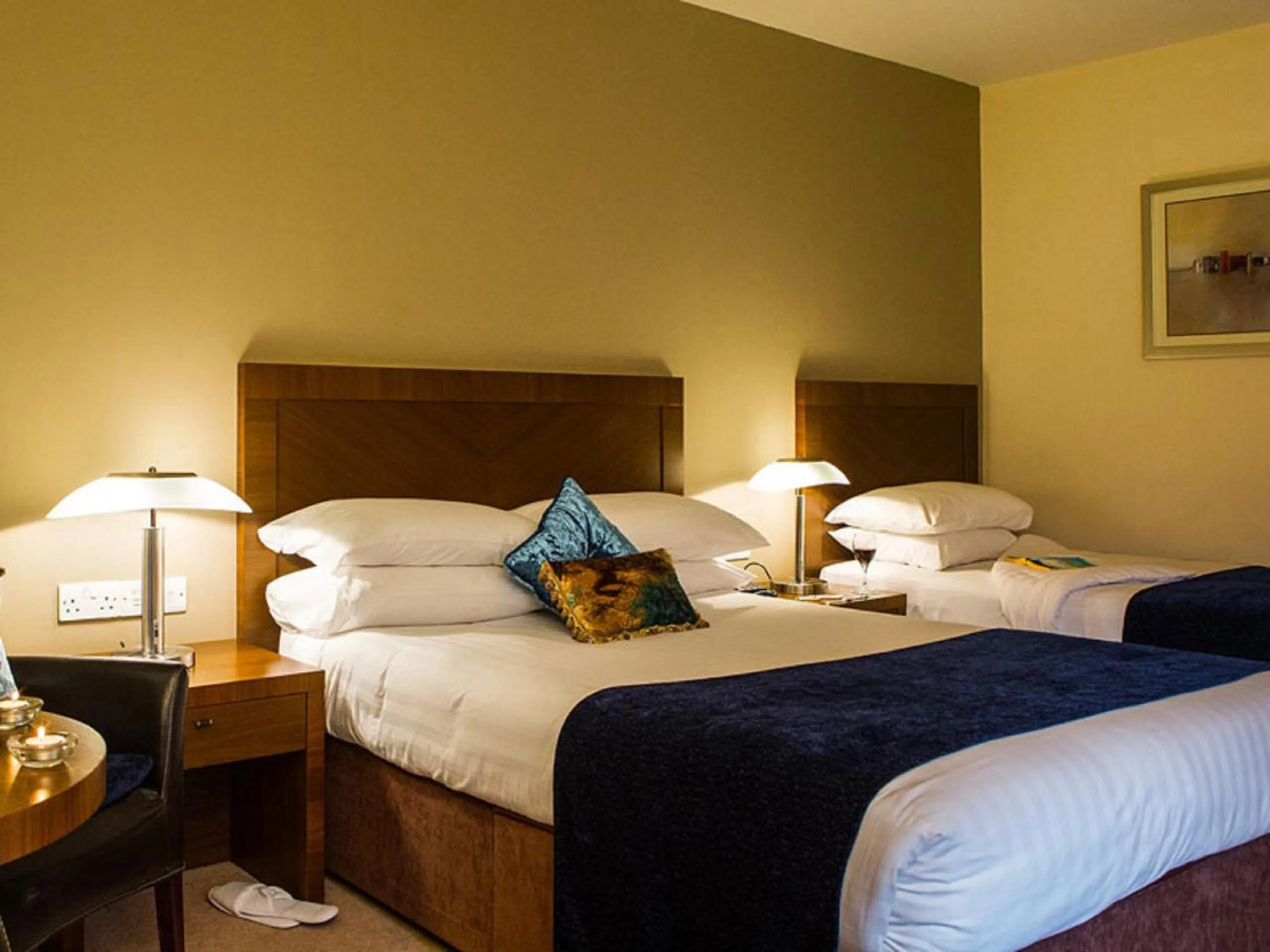 Bedroom, Bed in Ballyroe Lodge