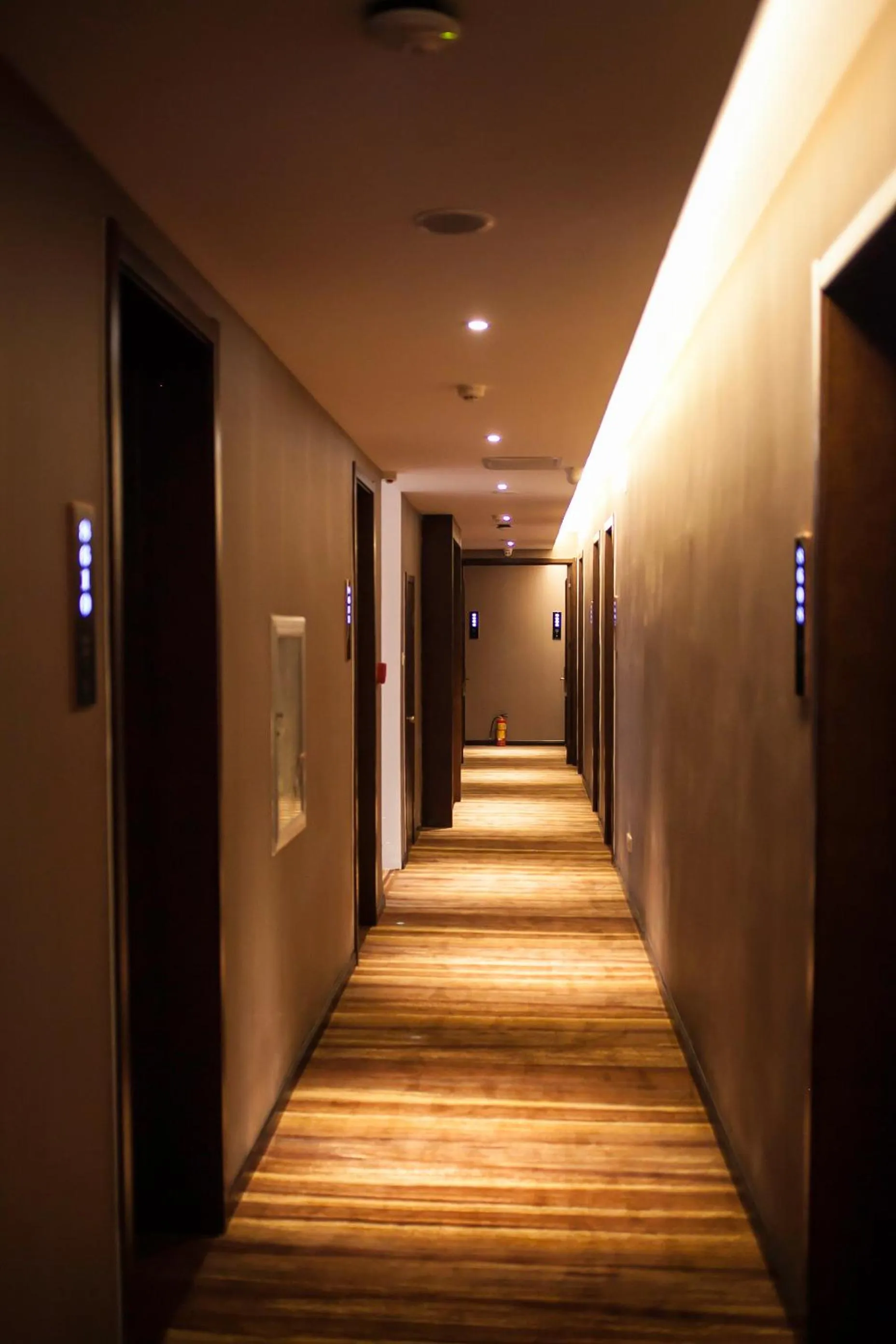 Decorative detail in Qingdao MG Hotel l Walking distance to the beach & railway station & St Michaels Cathedral