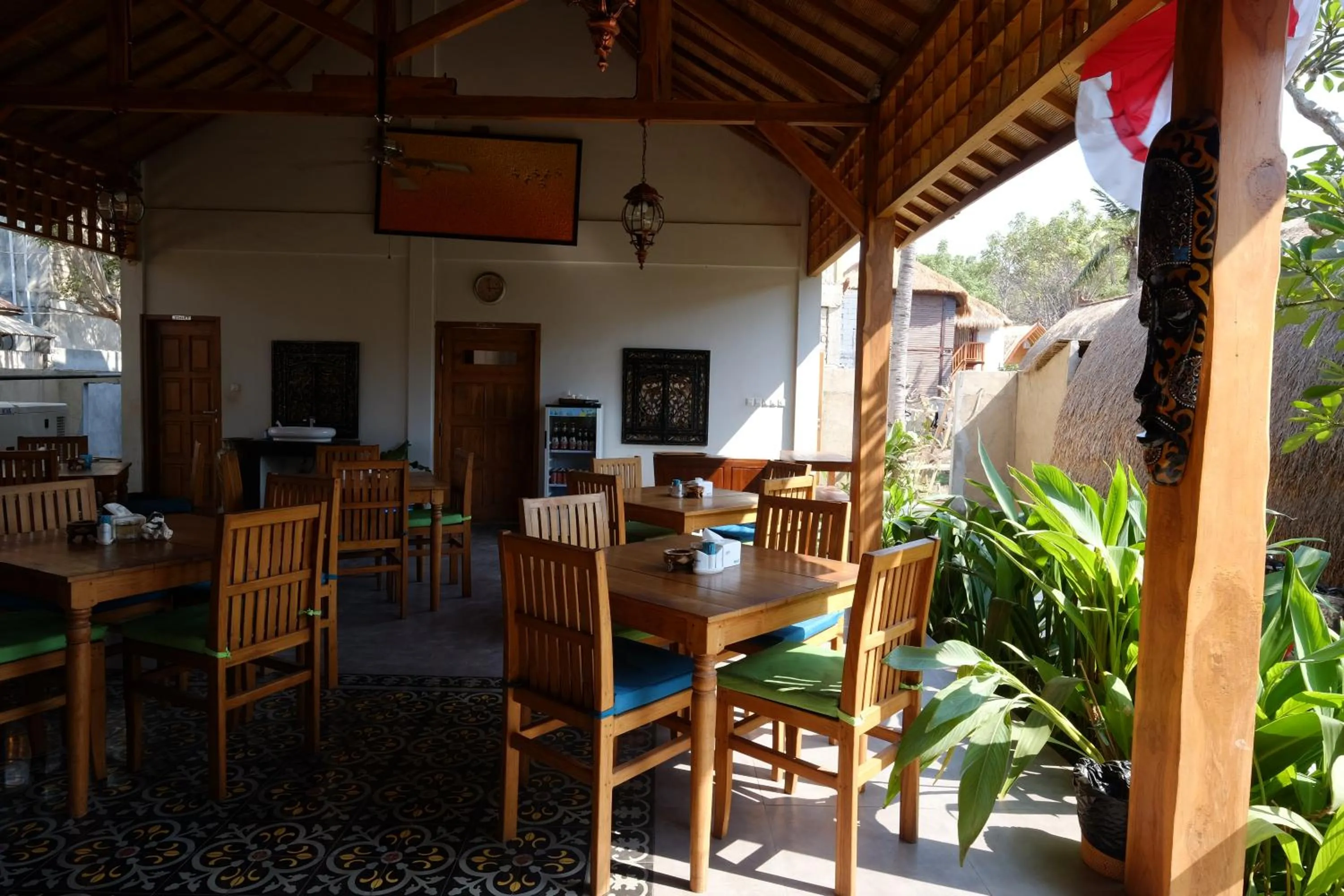 Restaurant/places to eat in Paradesa Living