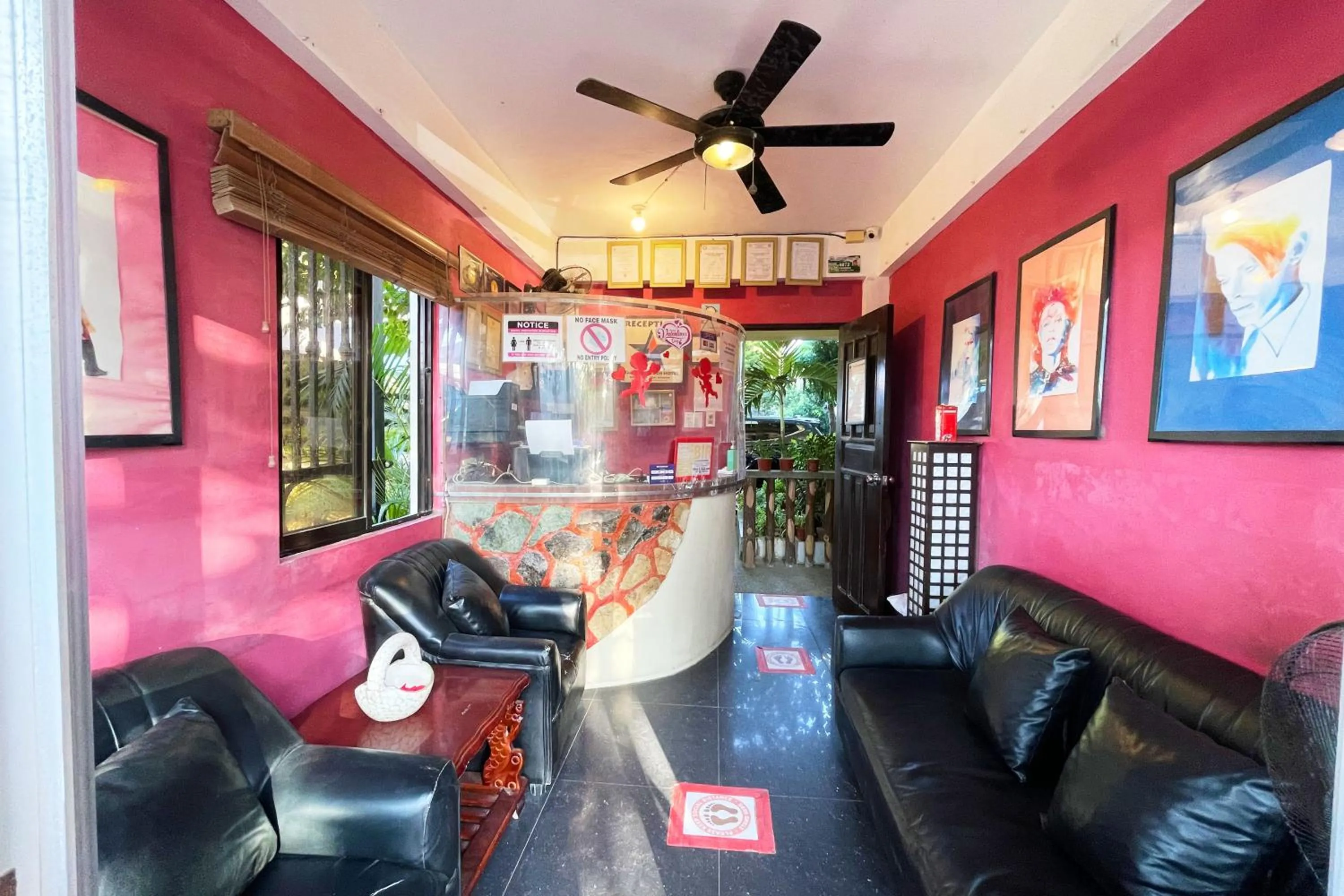 Lobby or reception in Stardust Beach Hotel Matabungkay Batangas