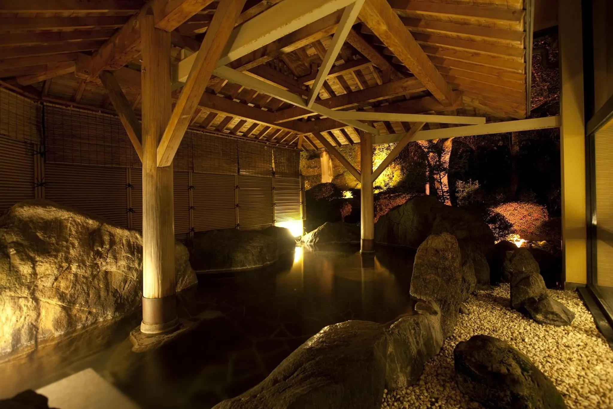 Night in TAKITEI Riverside Onsen ーA Hidden Ryokan in Kanazawaー