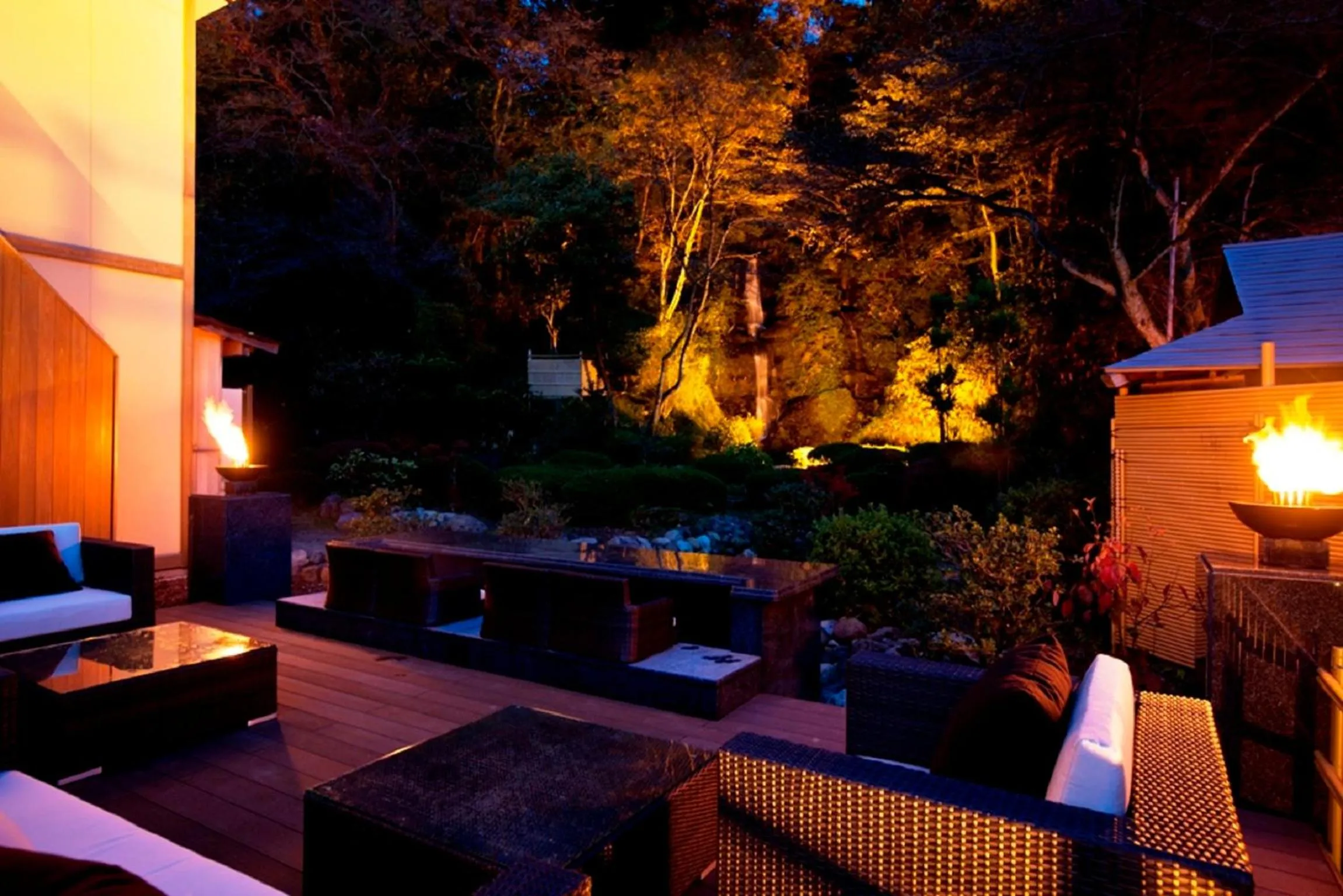 Night in TAKITEI Riverside Onsen ーA Hidden Ryokan in Kanazawaー