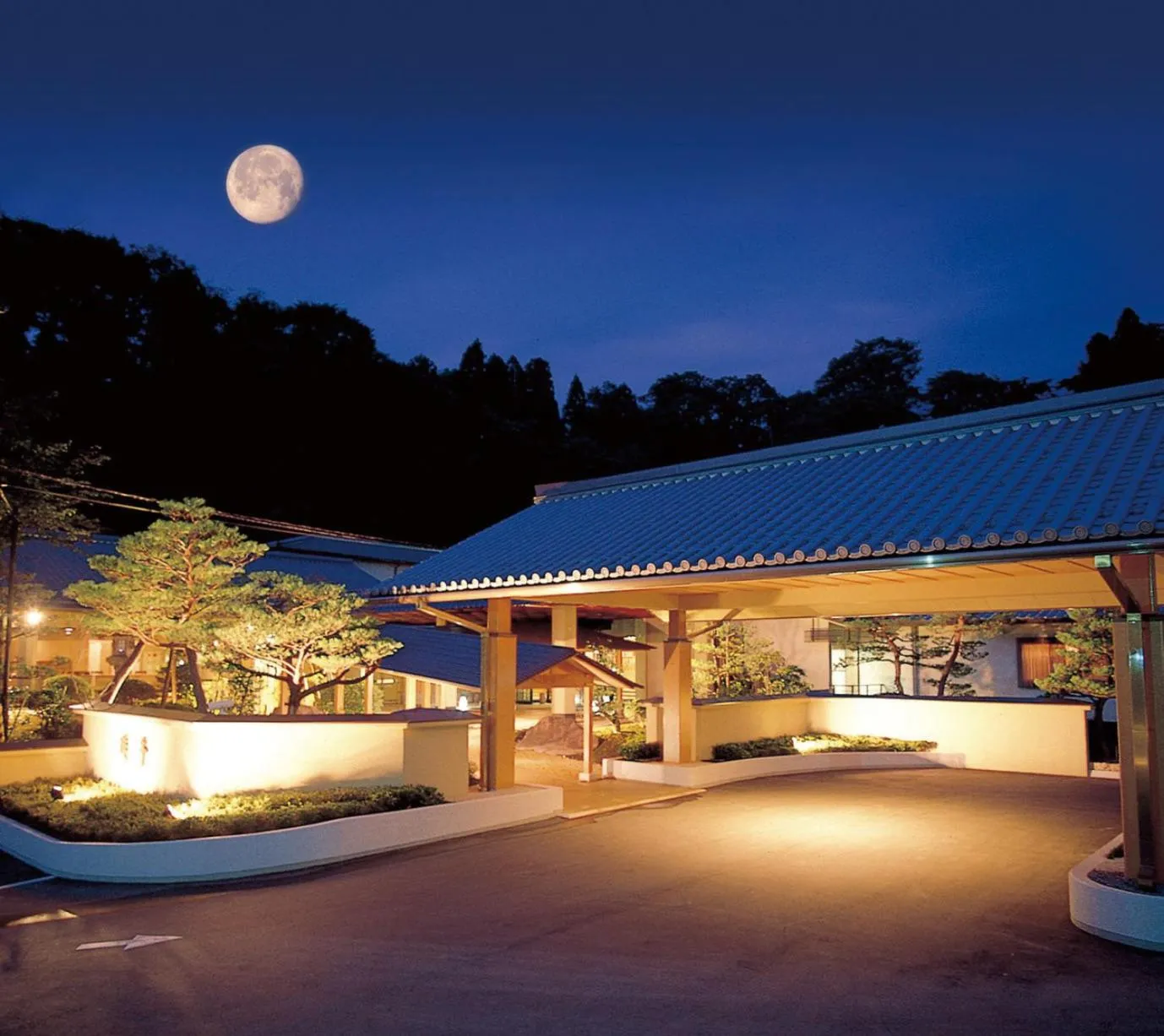 TAKITEI Riverside Onsen ーA Hidden Ryokan in Kanazawaー