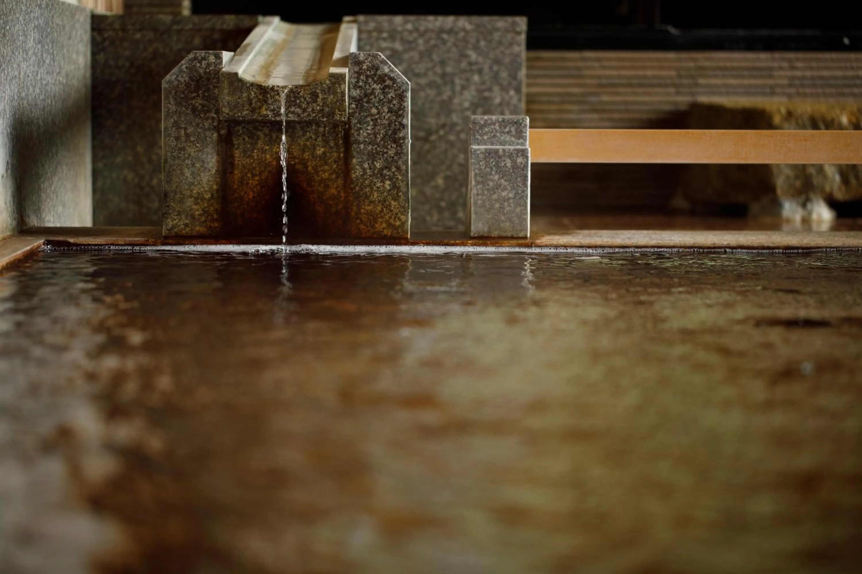 Hot Spring Bath in TAKITEI Riverside Onsen ーA Hidden Ryokan in Kanazawaー