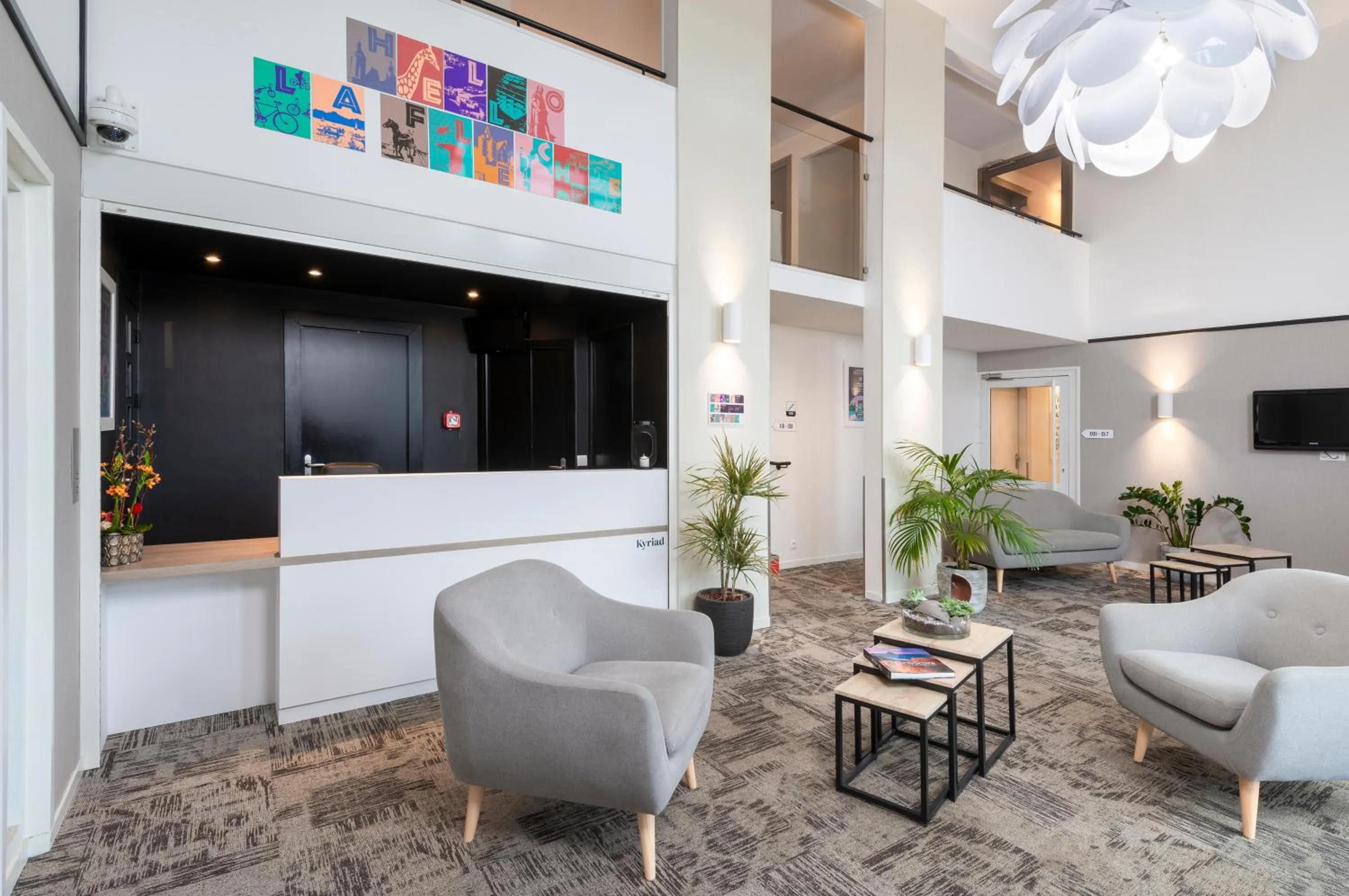 Property building in Kyriad Hôtel La Fleche