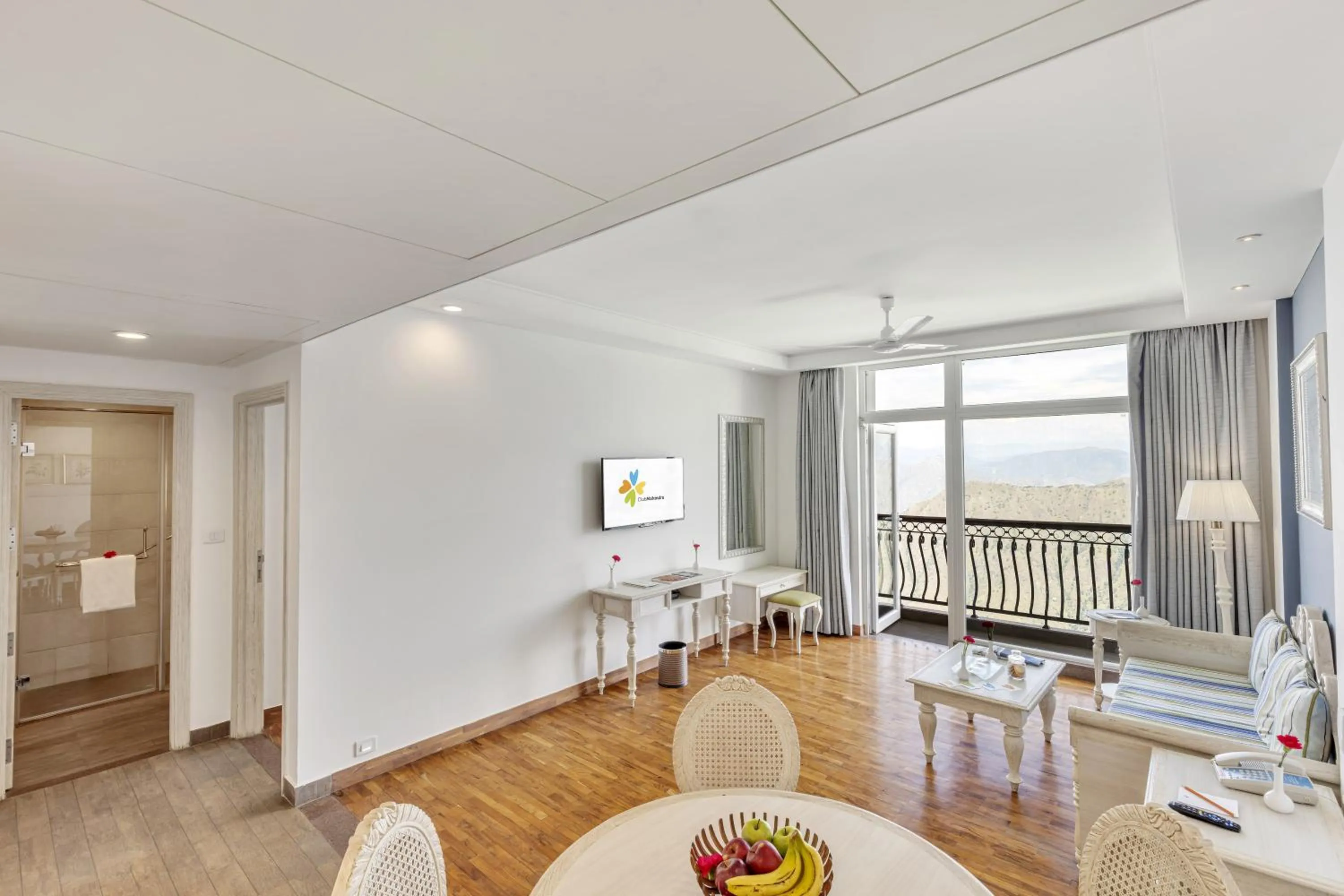 Living room in Club Mahindra Pristine Peaks Naldehra