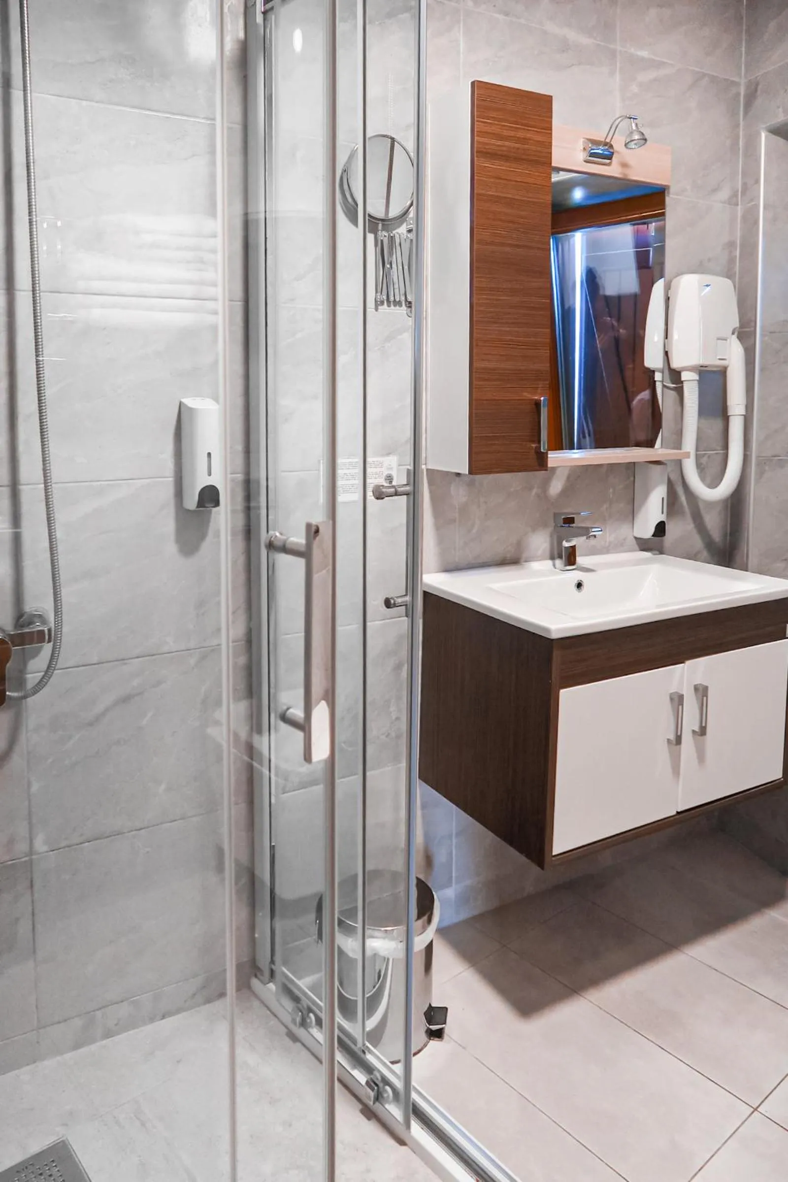 Bathroom in Hotel Palata Venezia