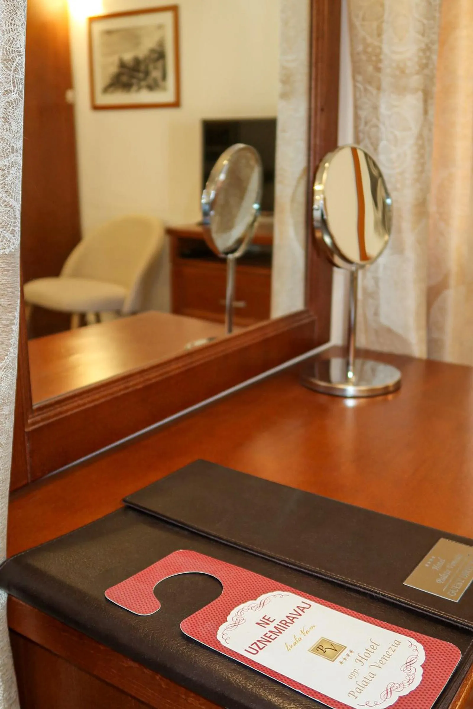 Bedroom in Hotel Palata Venezia
