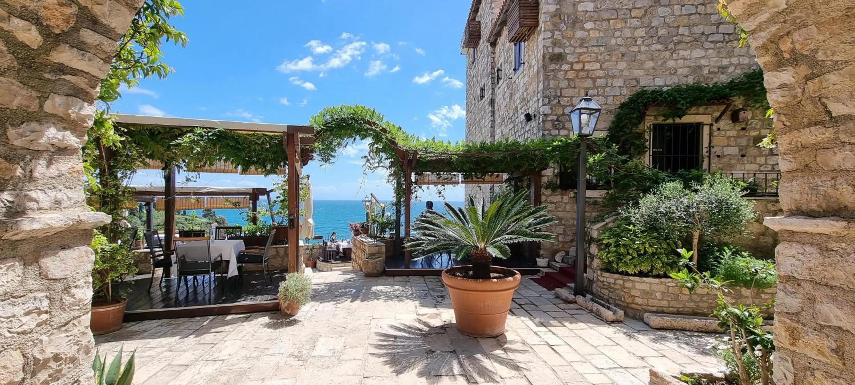 Garden view in Hotel Palata Venezia