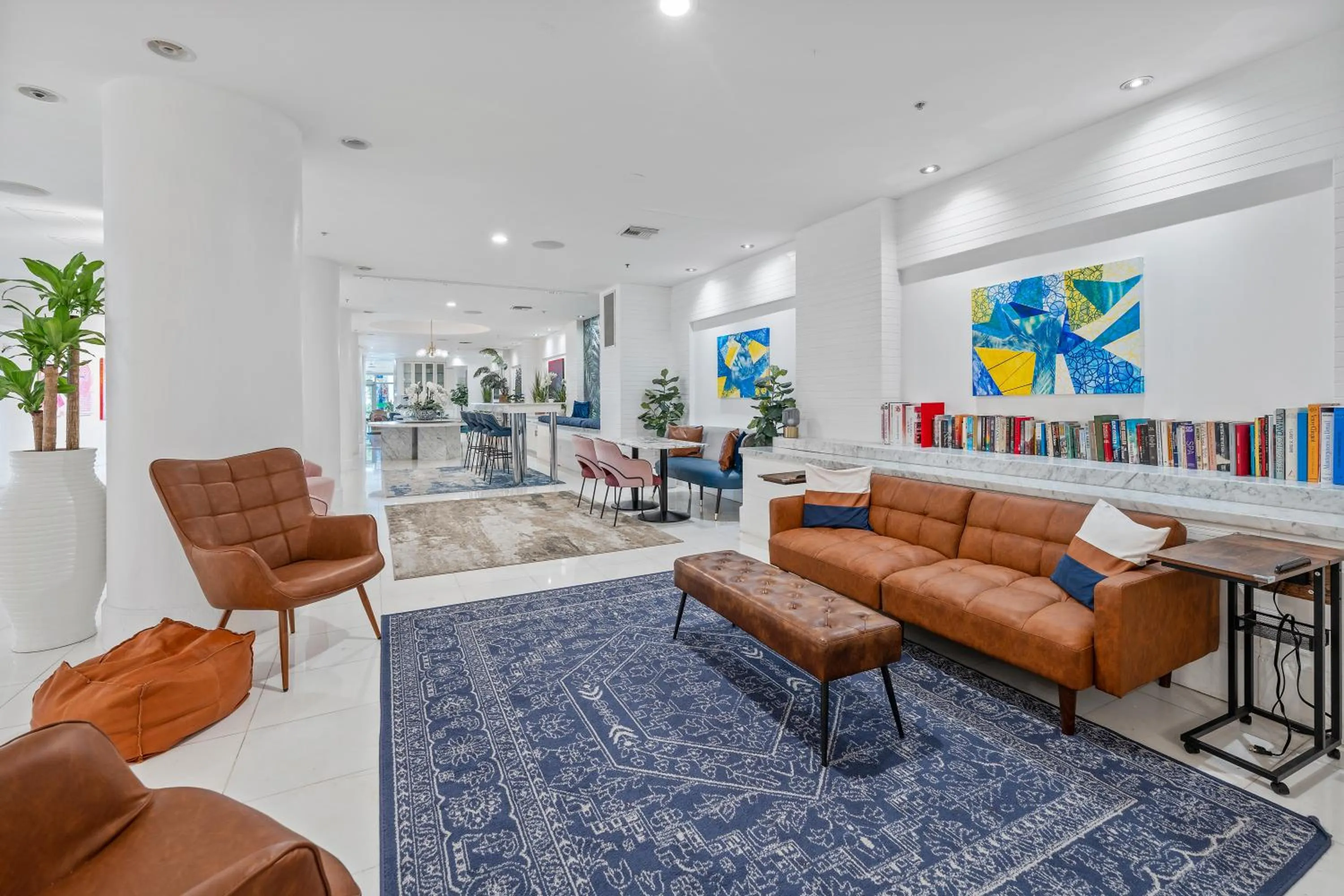 Seating area in The Sagamore Hotel South Beach
