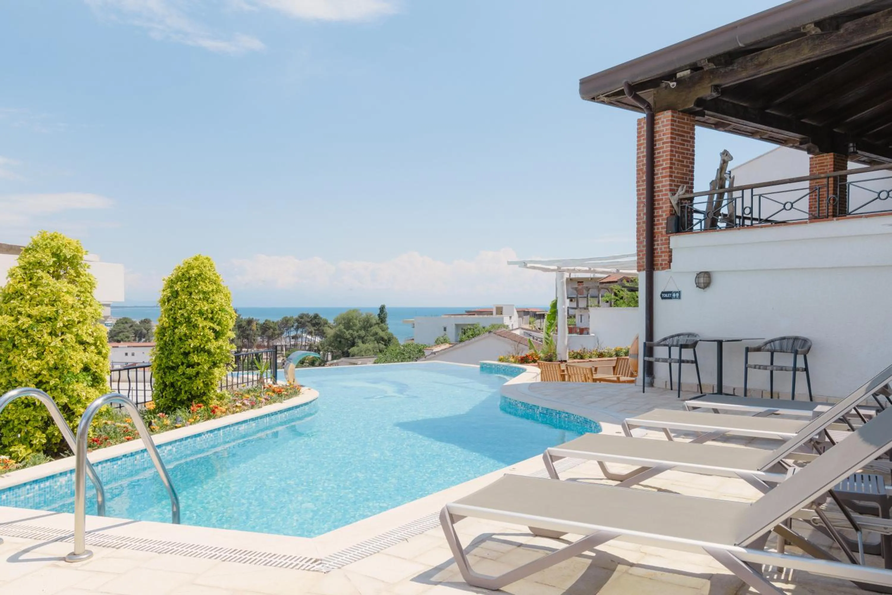 Swimming pool in Apartments Bazar