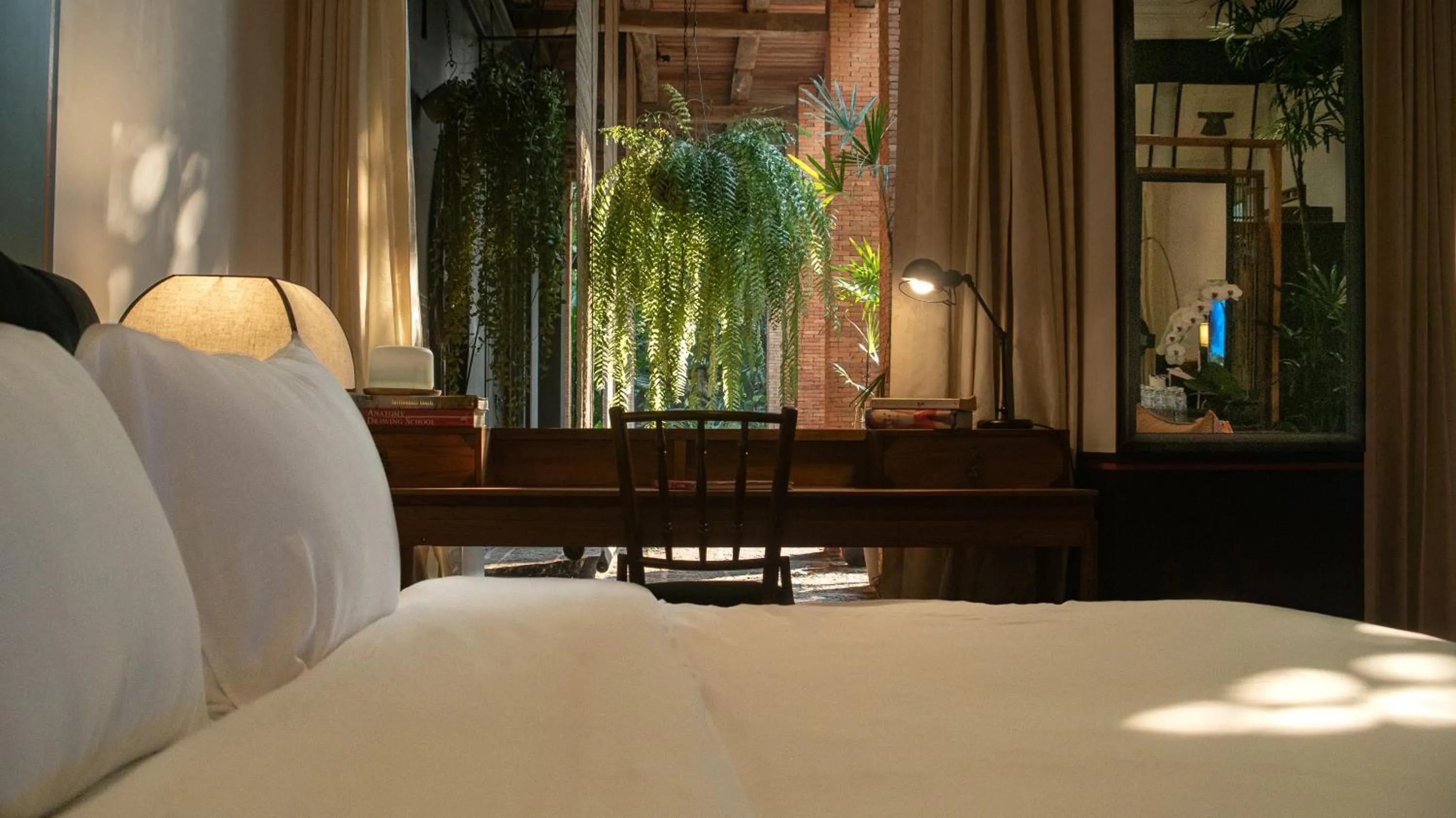 Bed in Chandra Residence