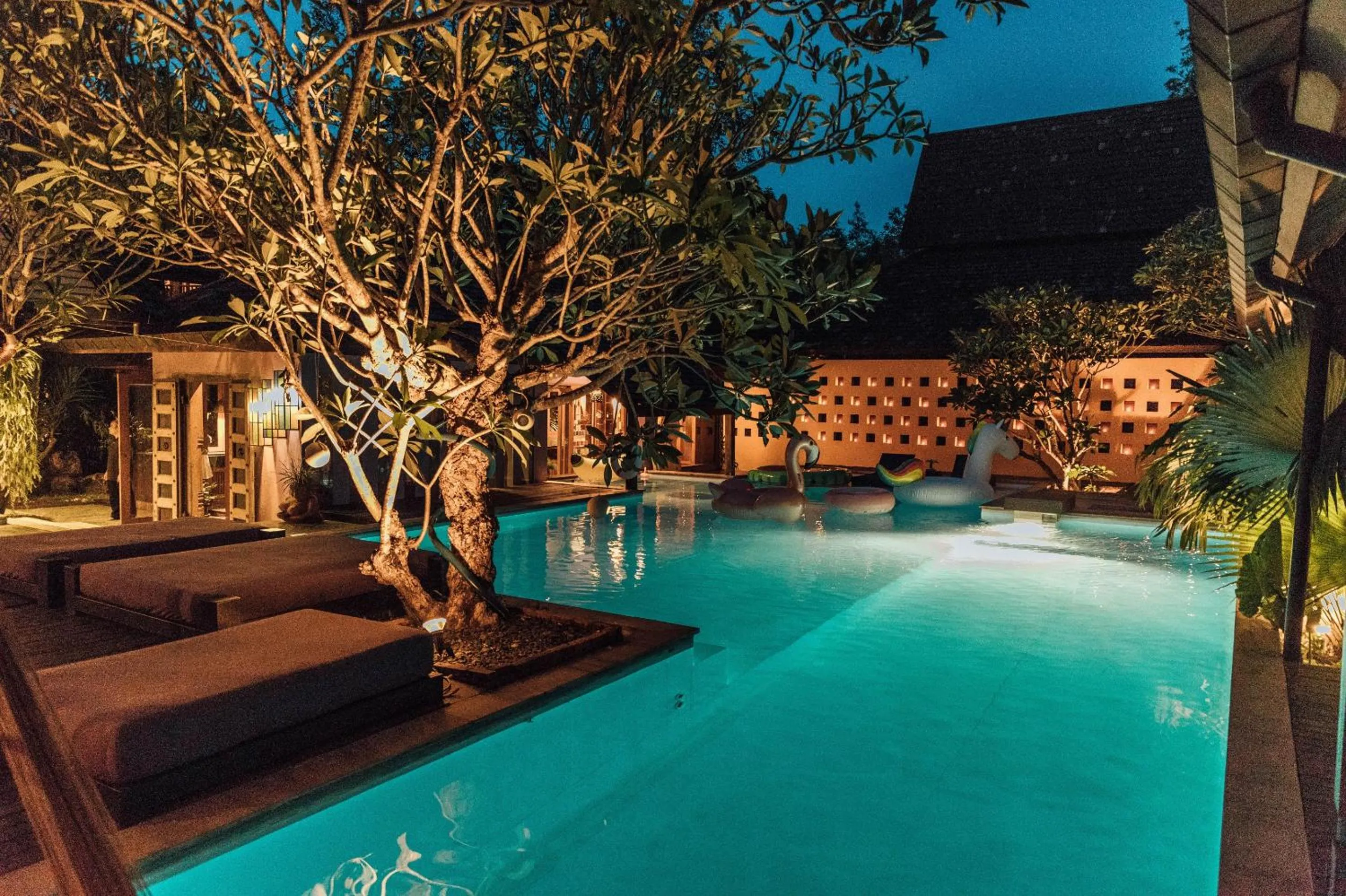 Night in Chandra Residence