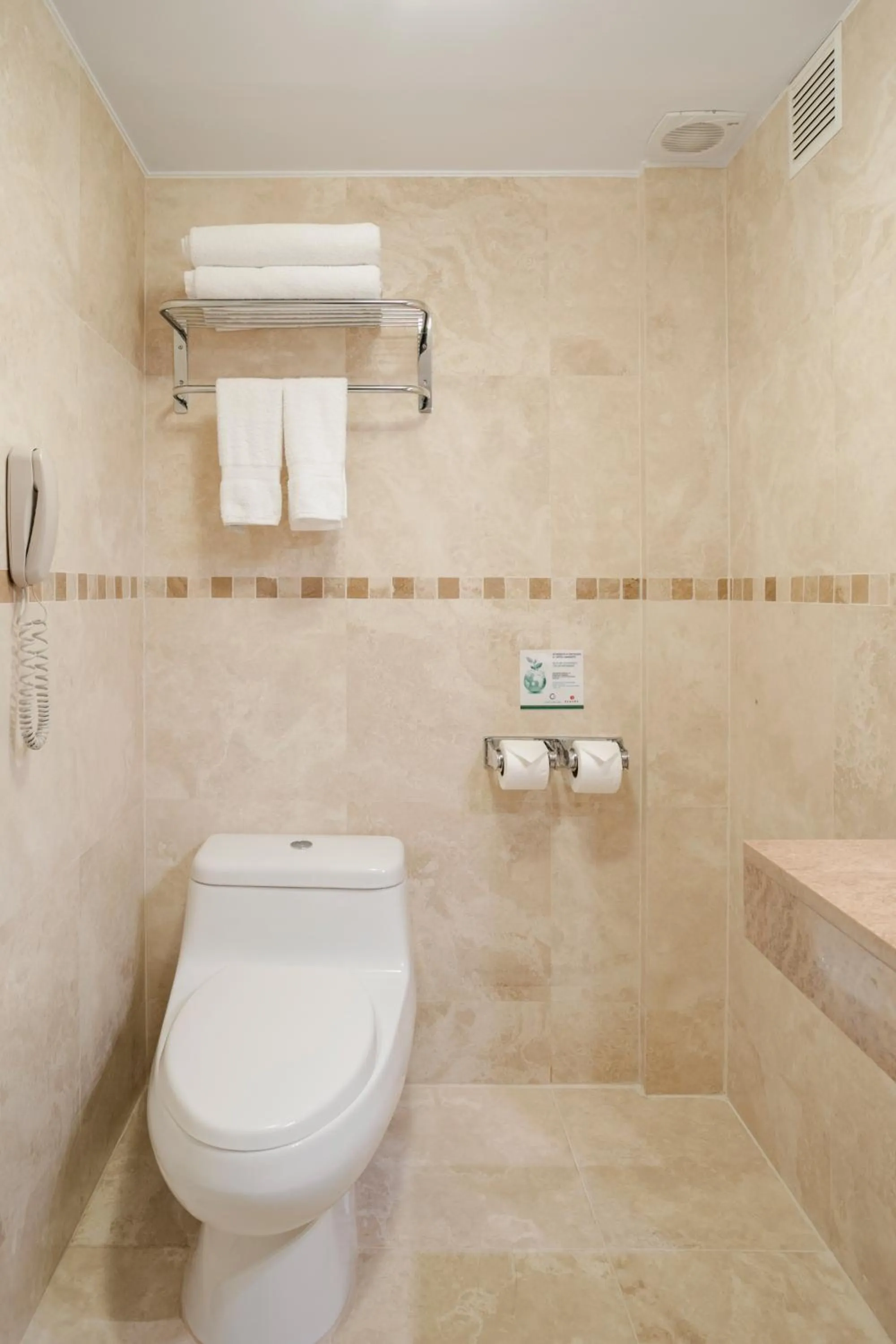 Bathroom in Wyndham Costa del Sol Cusco