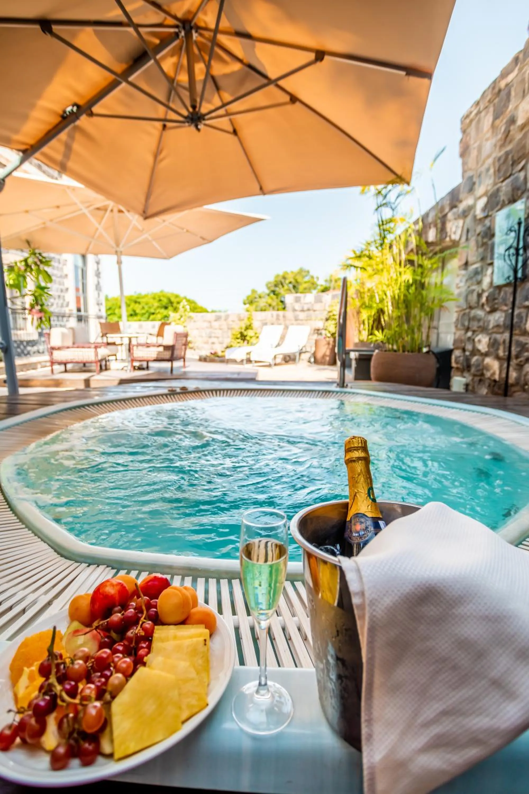 Hot Tub in The Scots Hotel