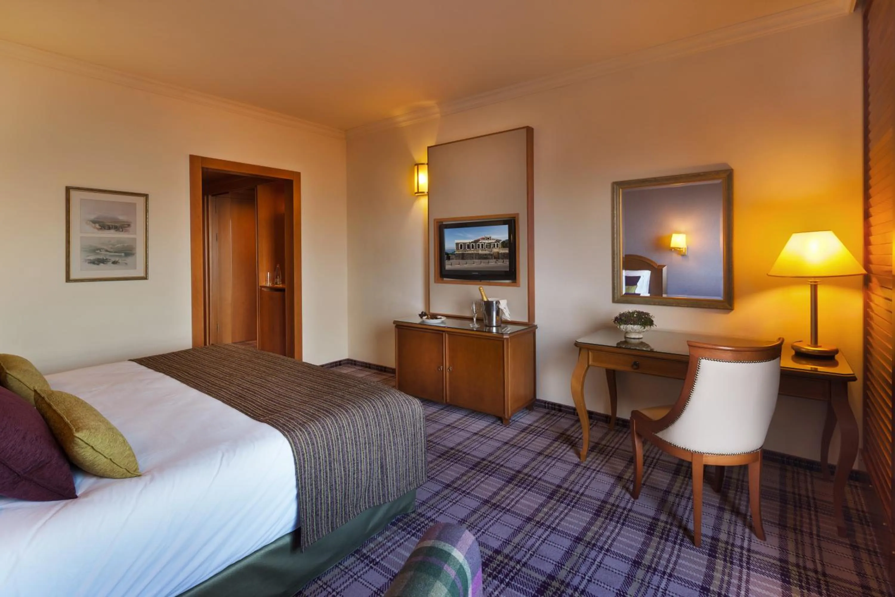 Decorative detail, Bed in The Scots Hotel