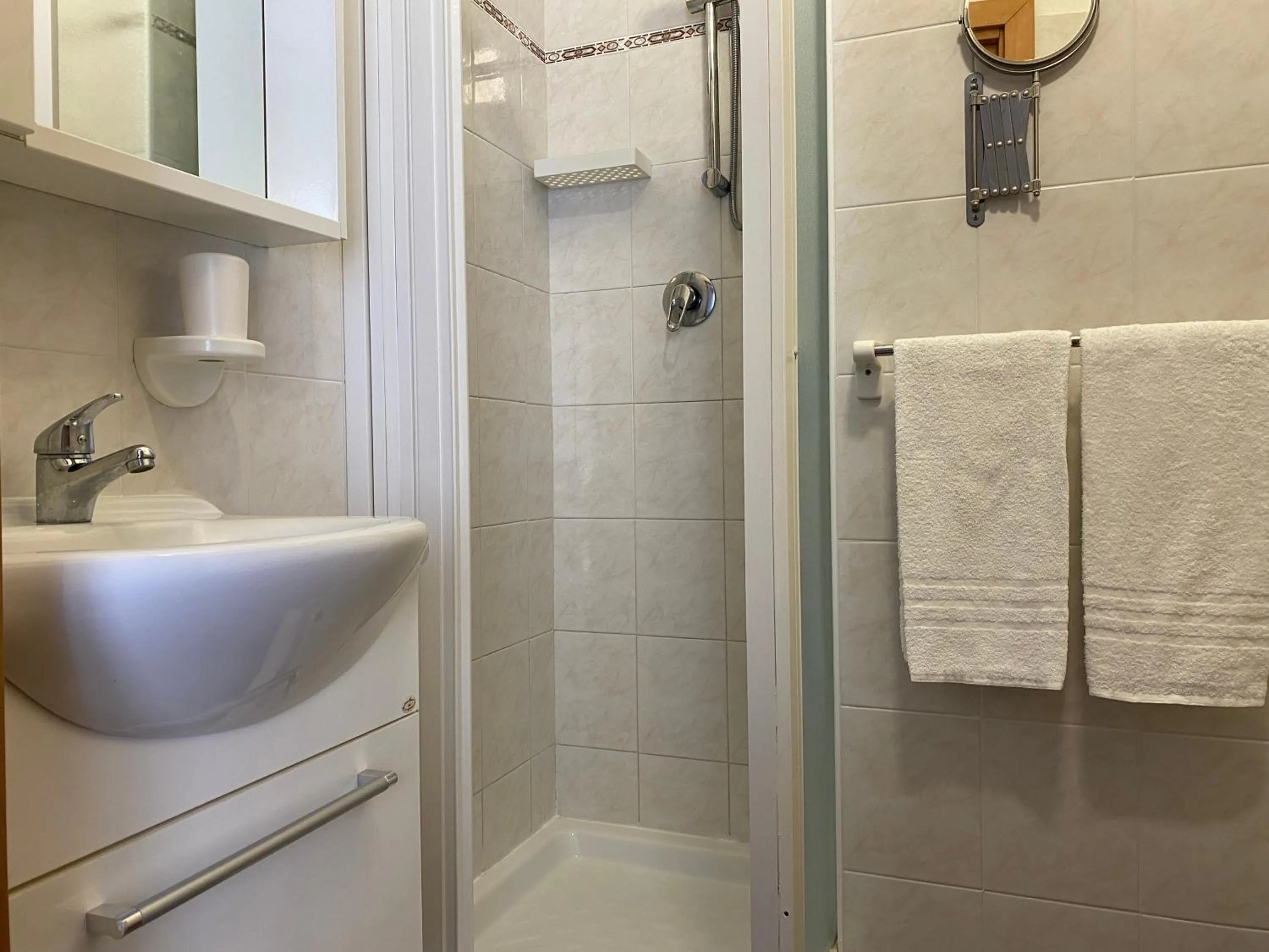 Bathroom in Golf Hotel