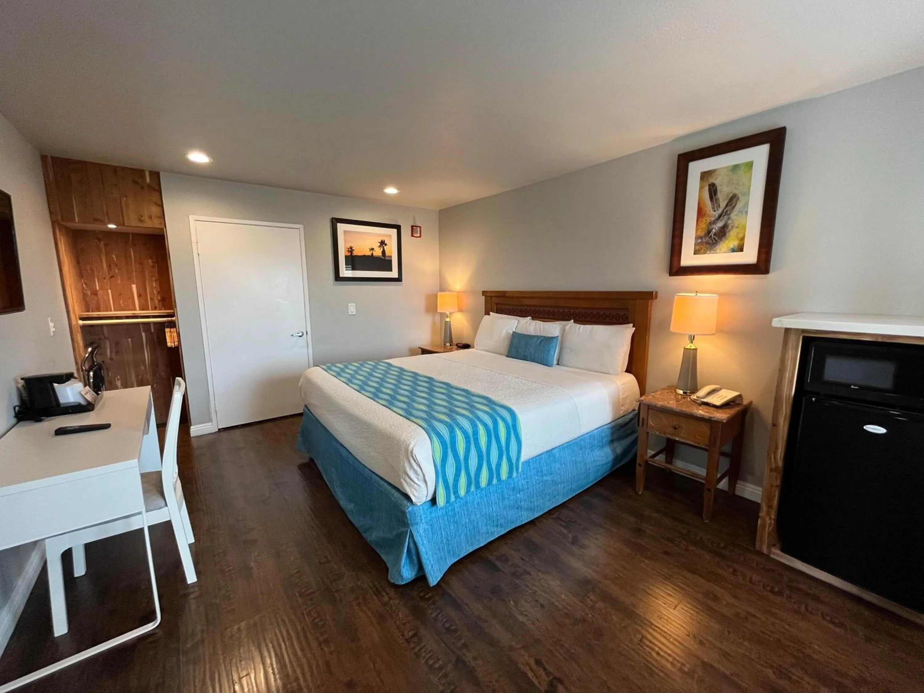 Bedroom, Bed in Alamo Inn and Suites - Convention Center