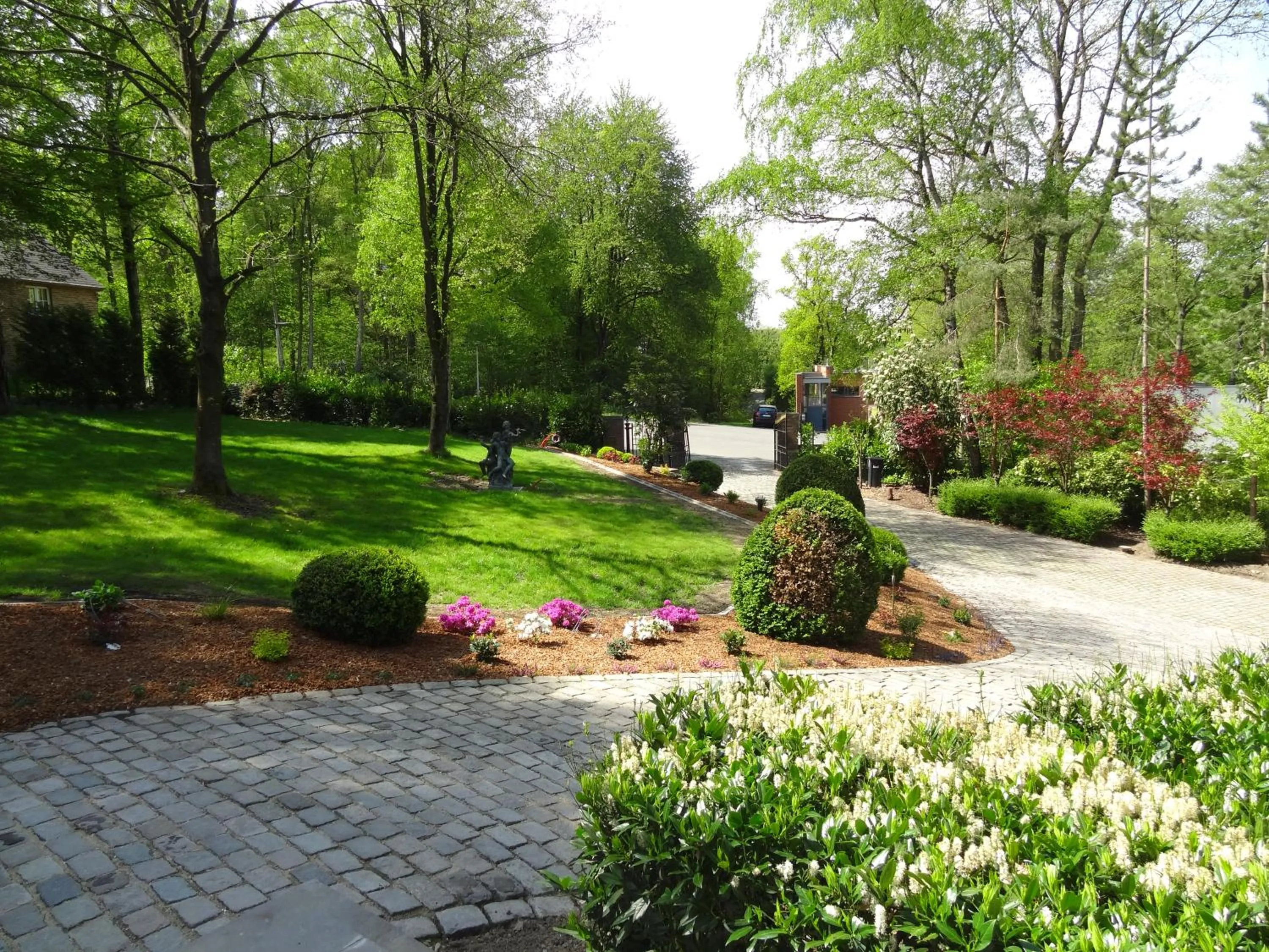 Le chateau des eglantines